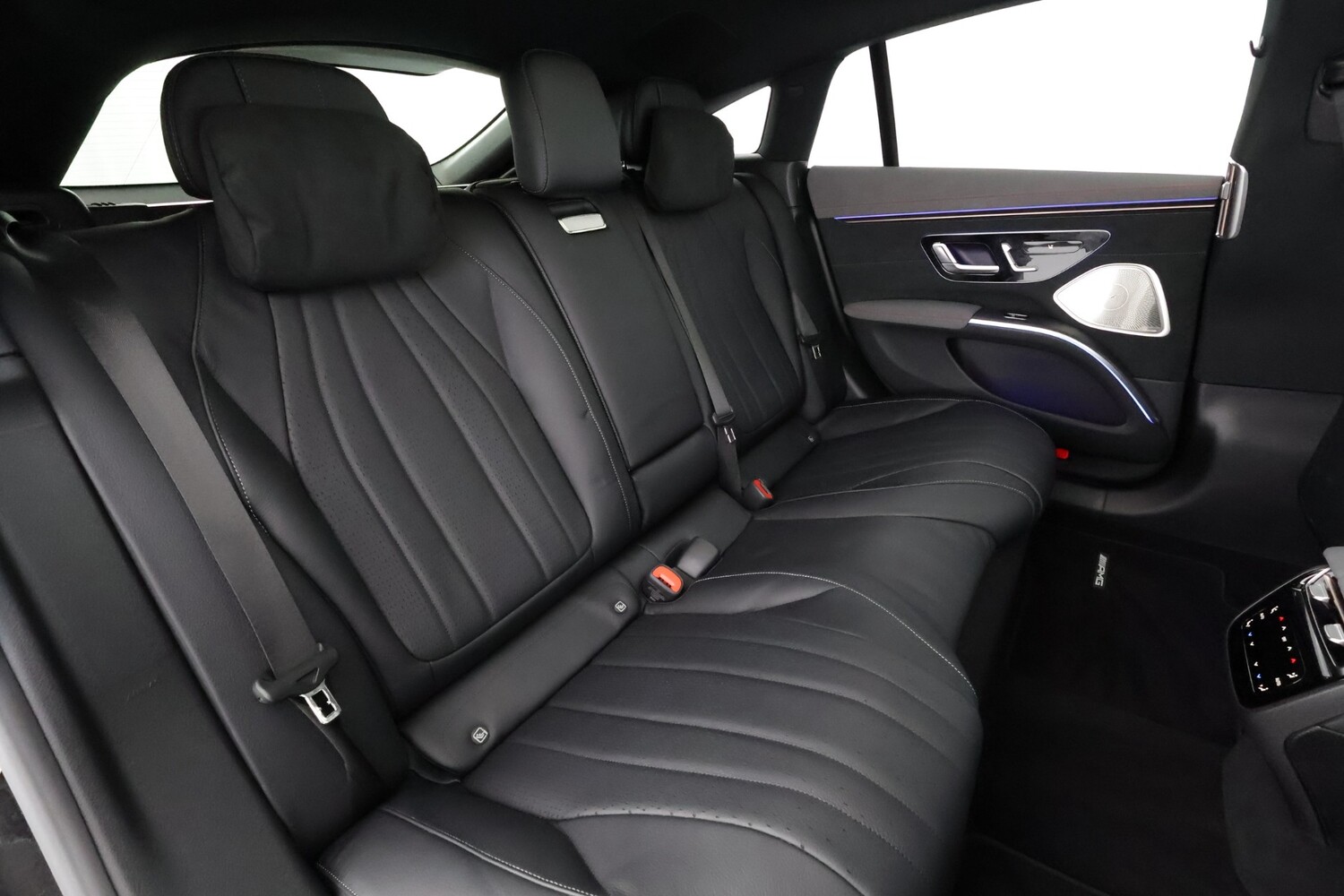 Mercedes-Benz EQS vaihtoauto