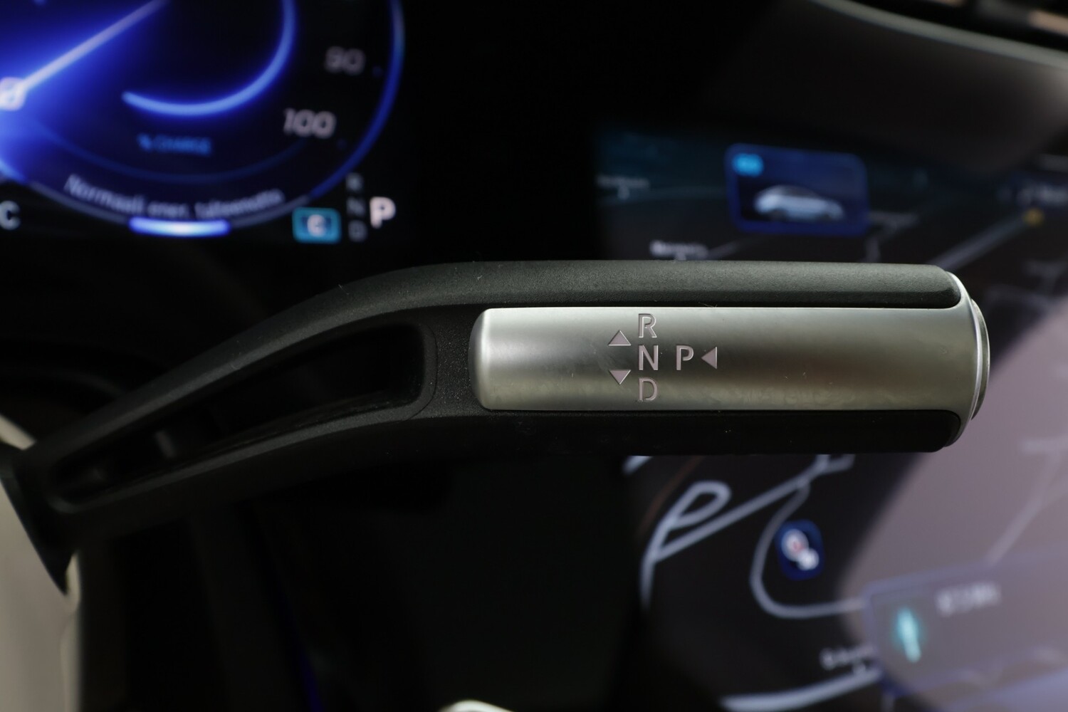 Mercedes-Benz EQS vaihtoauto