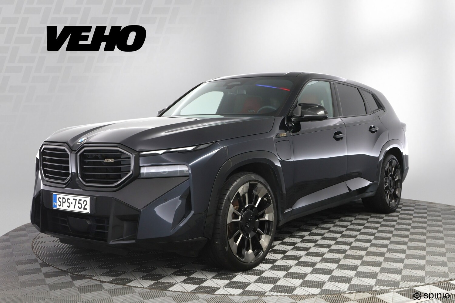 BMW XM vaihtoauto