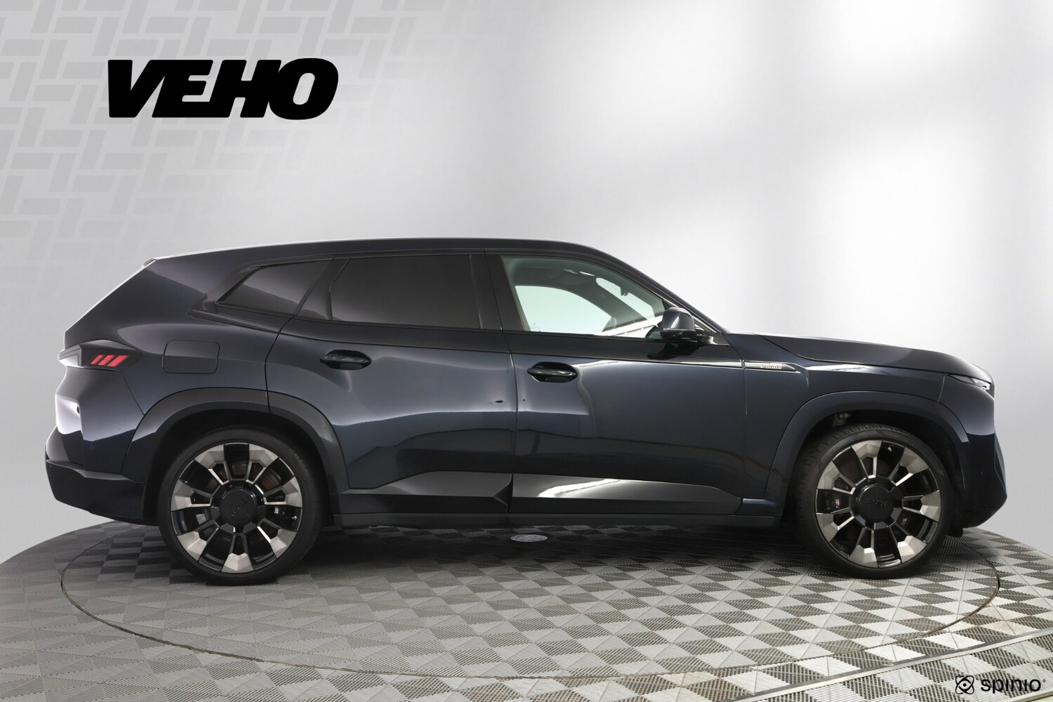 BMW XM vaihtoauto
