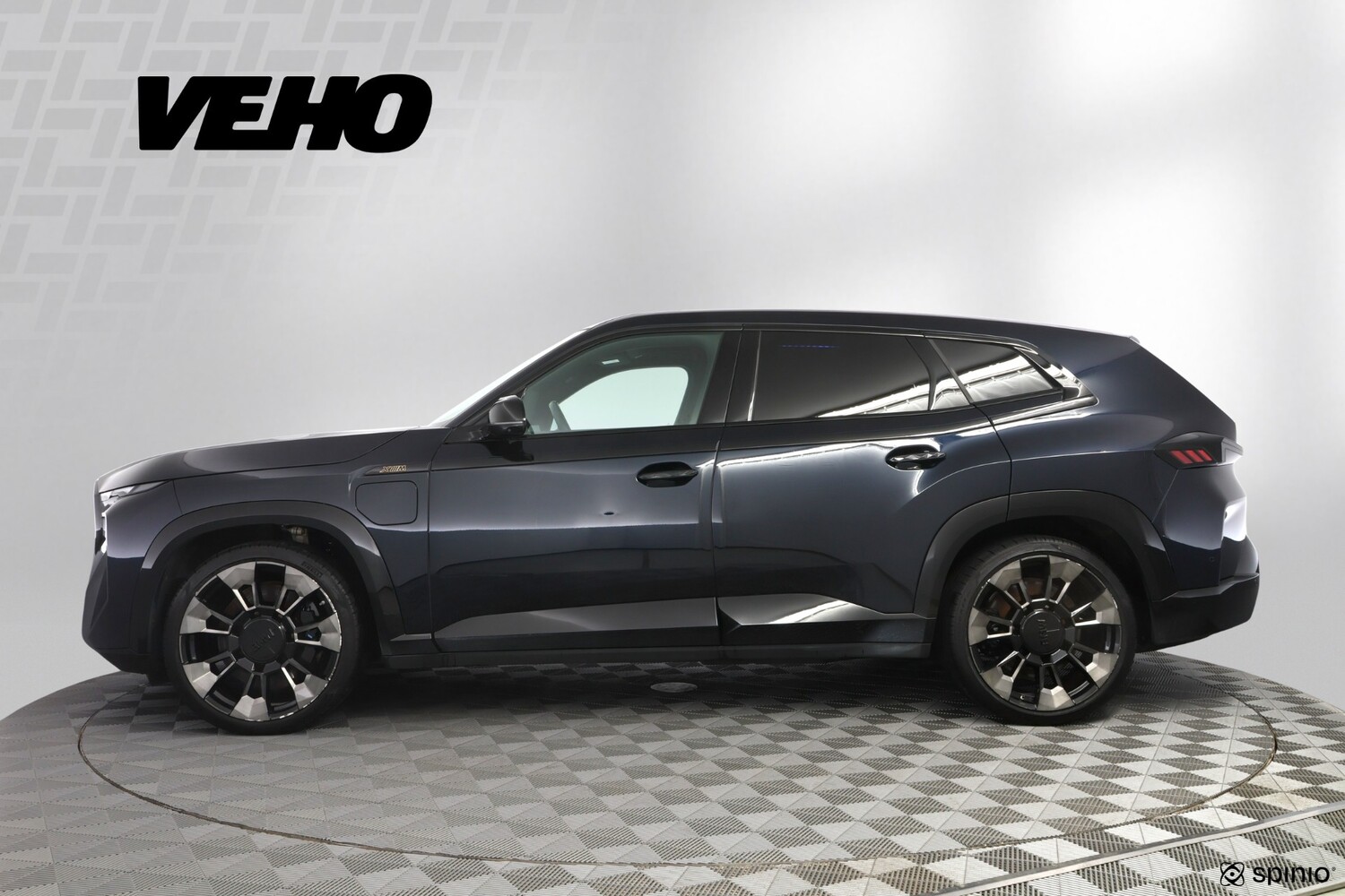 BMW XM vaihtoauto