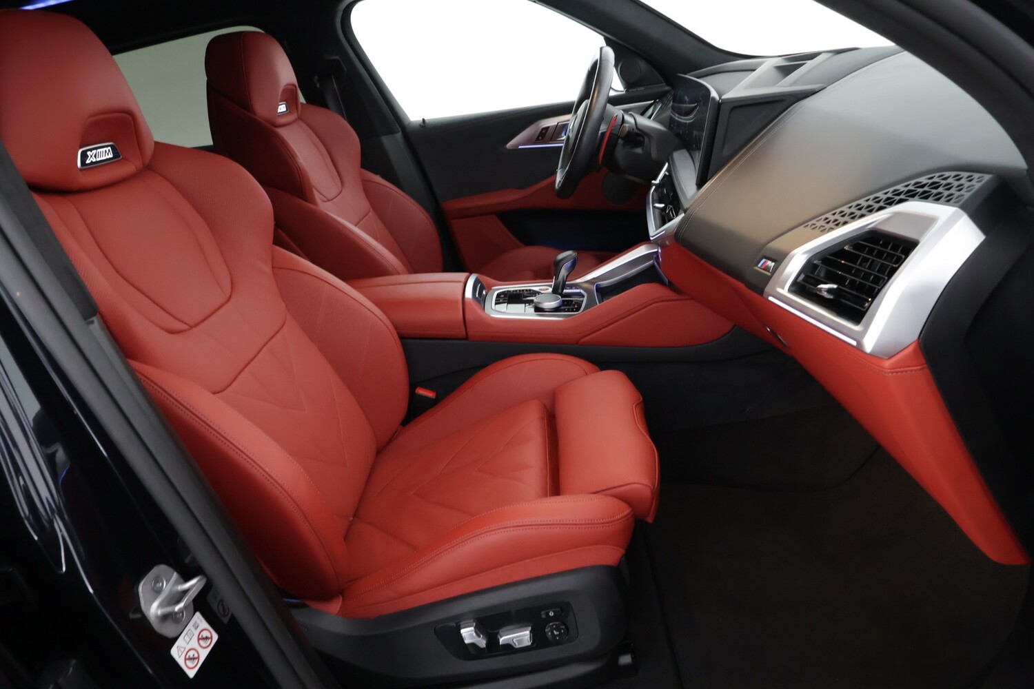 BMW XM vaihtoauto