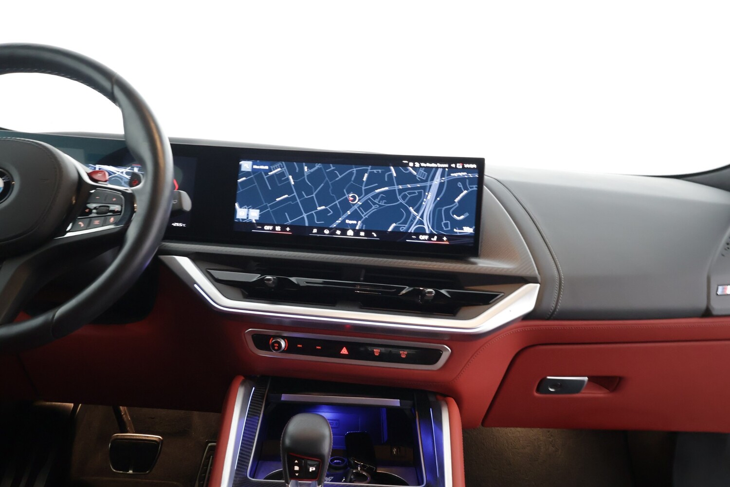 BMW XM vaihtoauto