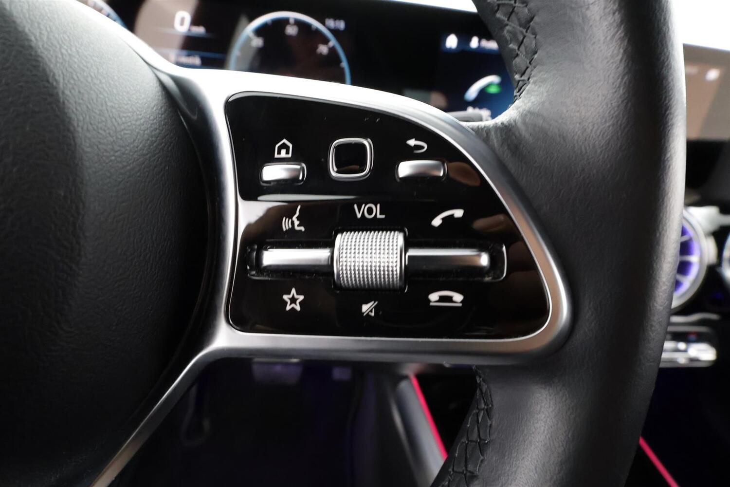 Mercedes-Benz EQA vaihtoauto