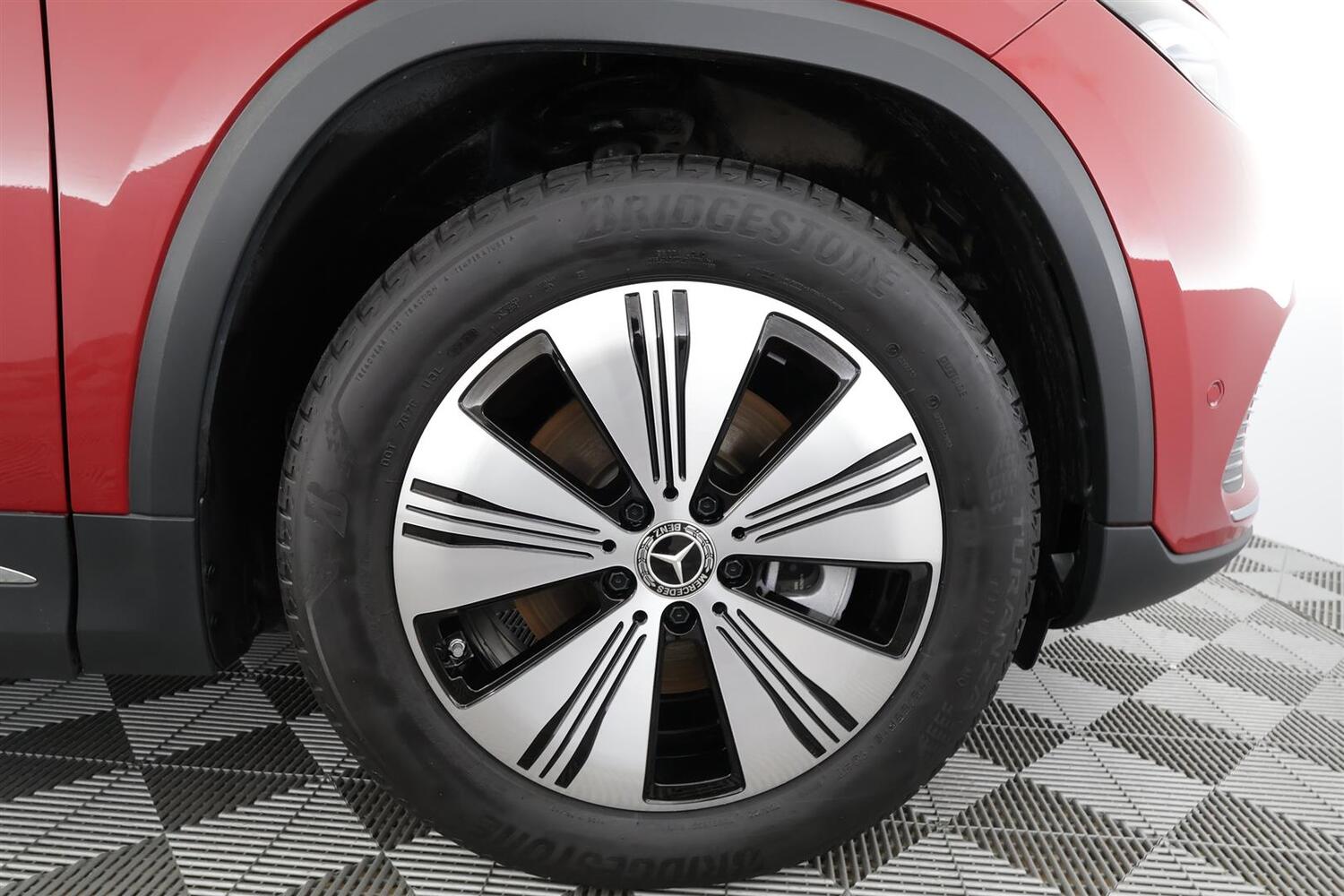 Mercedes-Benz EQA vaihtoauto