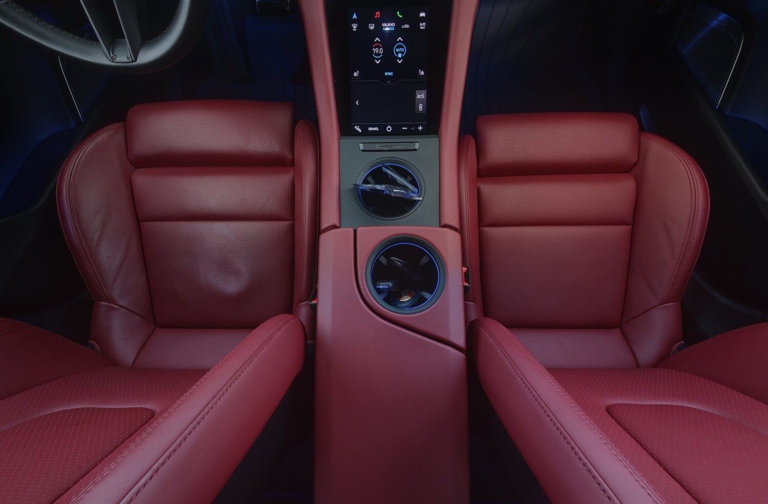 Porsche Taycan vaihtoauto