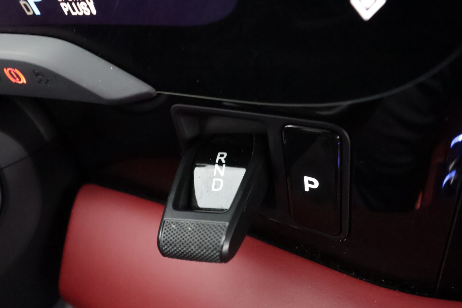 Porsche Taycan vaihtoauto