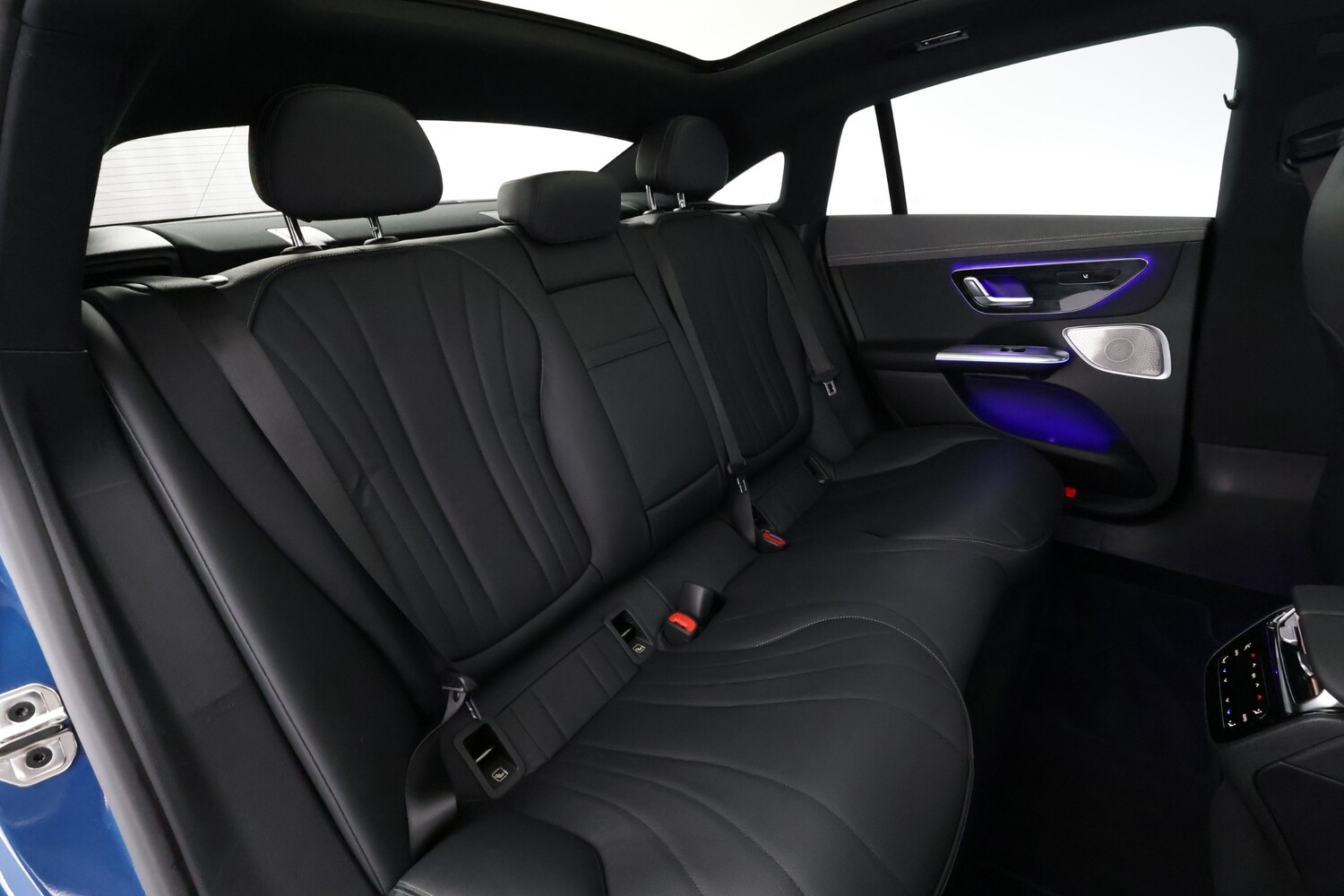 Mercedes-Benz EQE vaihtoauto