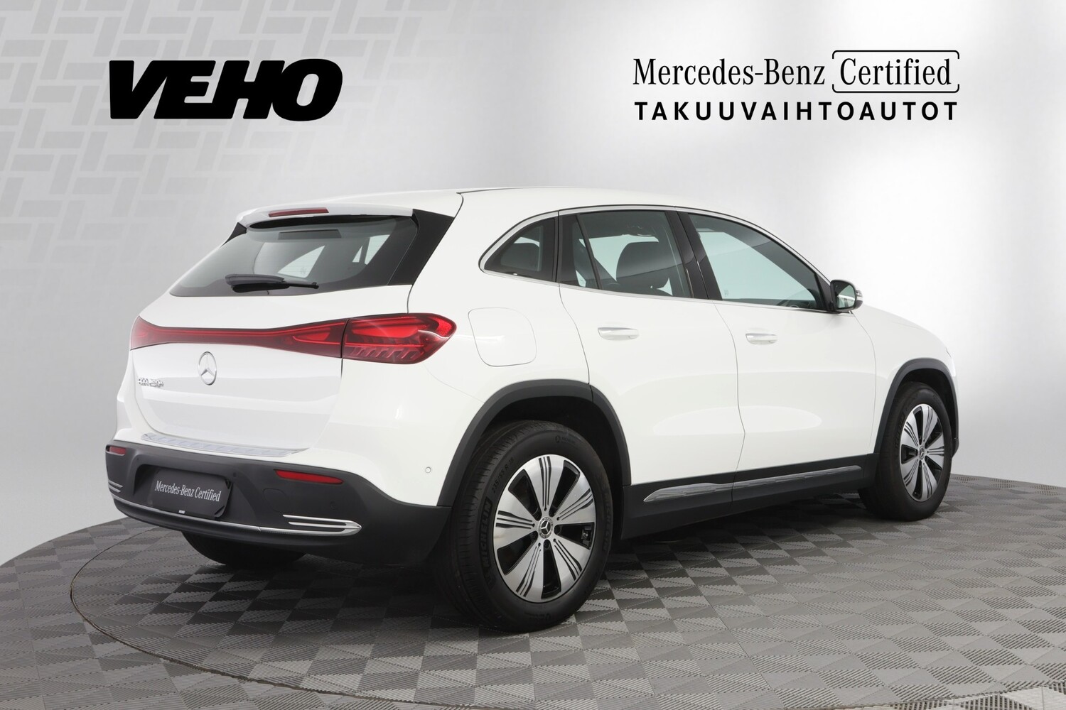 Mercedes-Benz EQA vaihtoauto