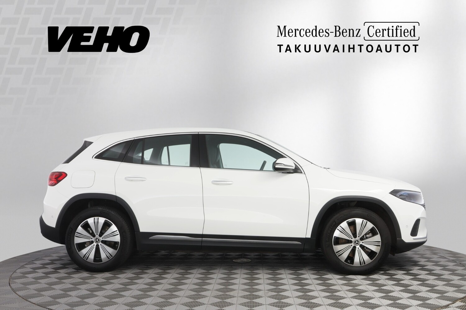 Mercedes-Benz EQA vaihtoauto