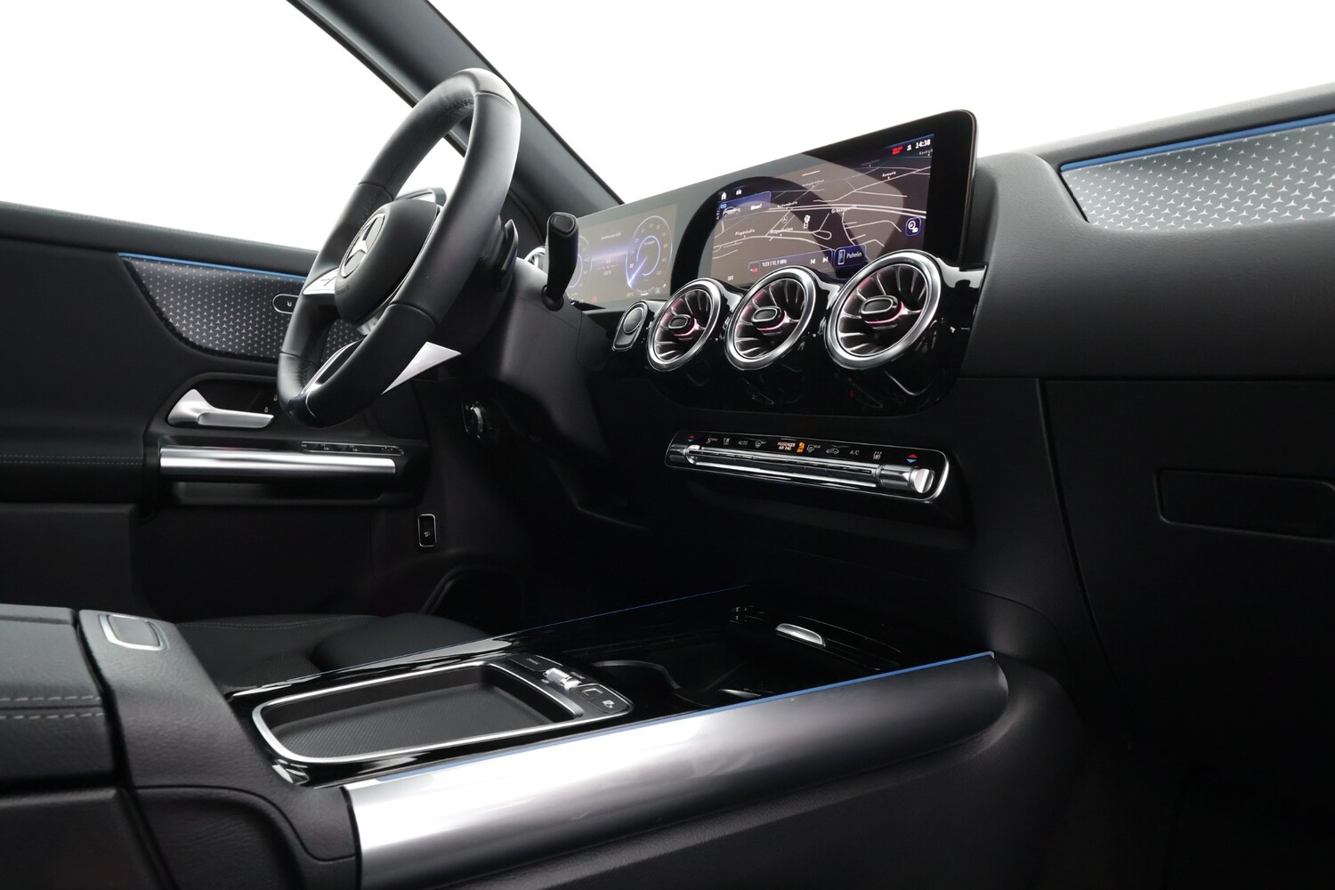 Mercedes-Benz EQA vaihtoauto