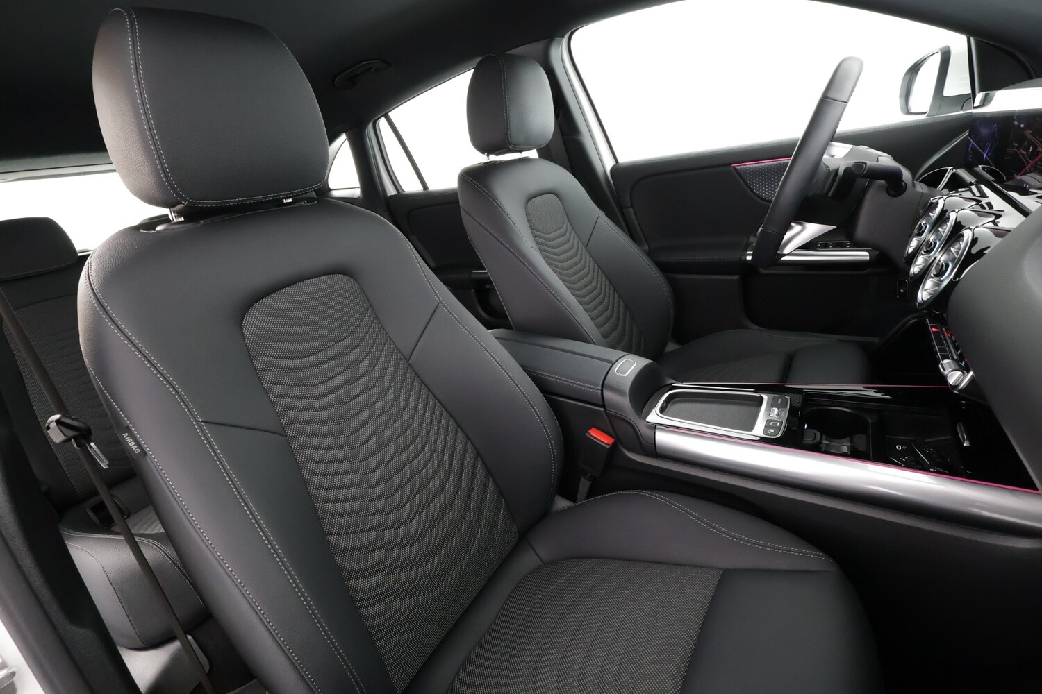Mercedes-Benz EQA vaihtoauto
