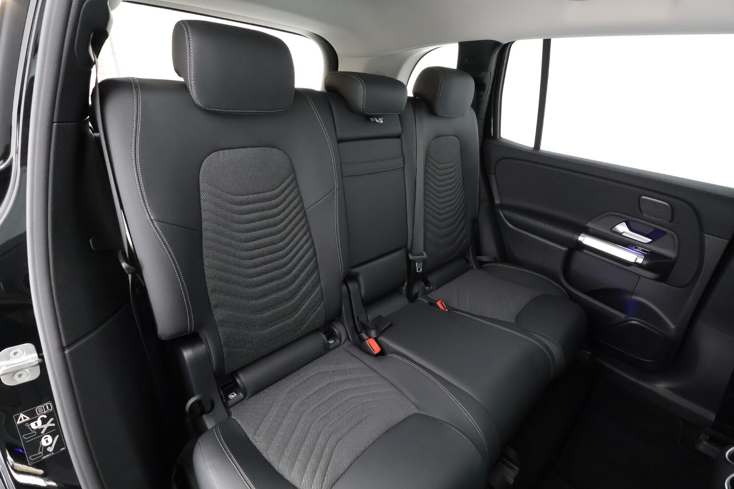 Mercedes-Benz EQB vaihtoauto