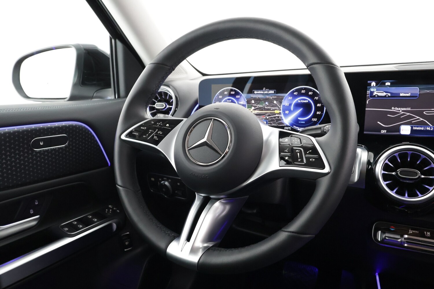 Mercedes-Benz EQB vaihtoauto