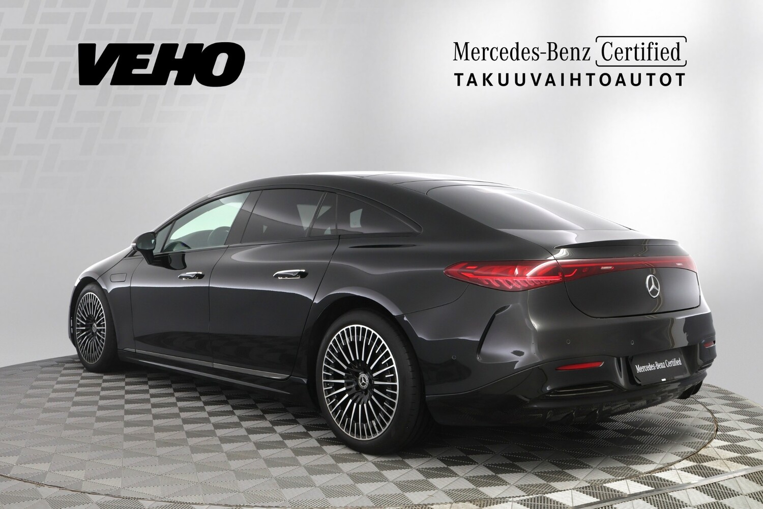 Mercedes-Benz EQS vaihtoauto
