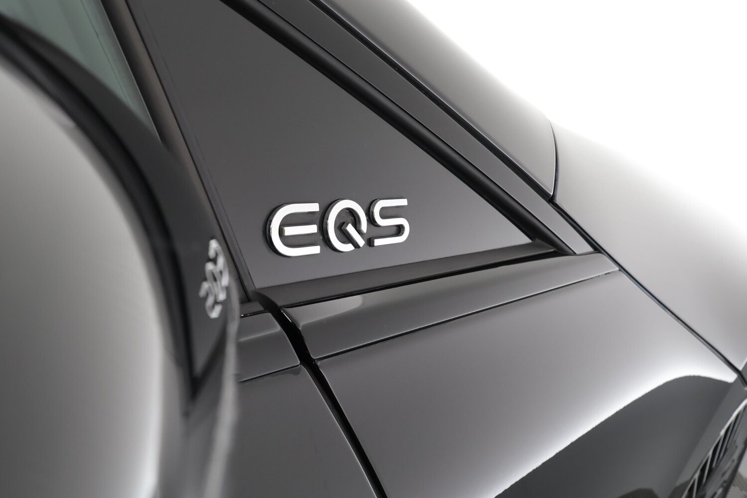 Mercedes-Benz EQS vaihtoauto