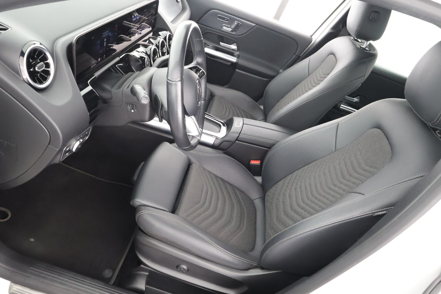 Mercedes-Benz GLA vaihtoauto