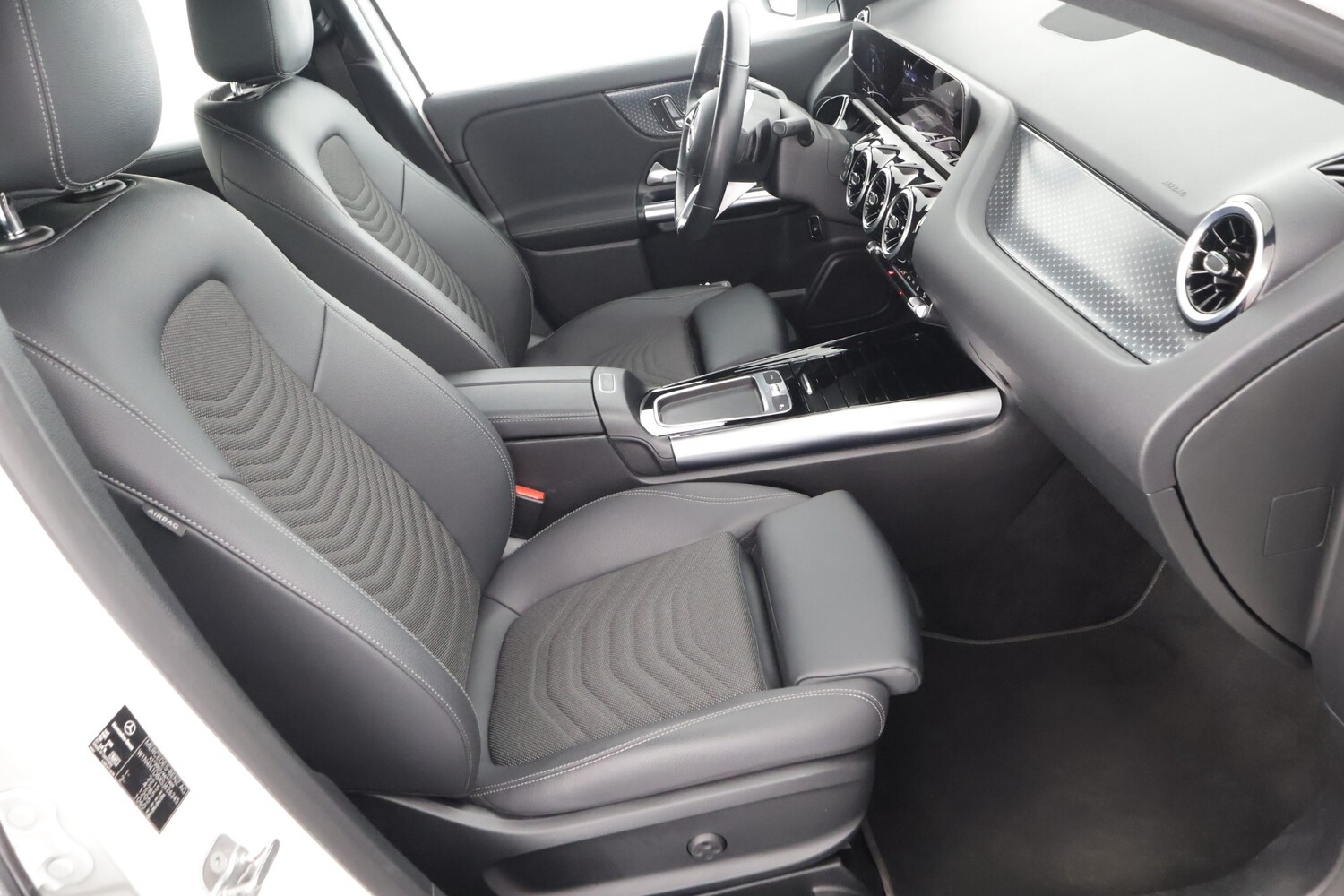 Mercedes-Benz GLA vaihtoauto