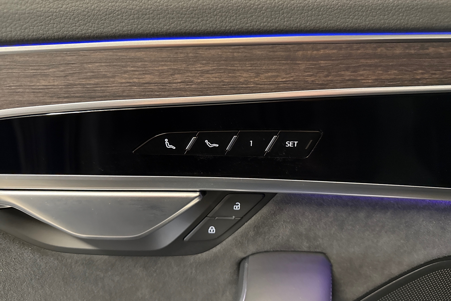 Audi A8 vaihtoauto