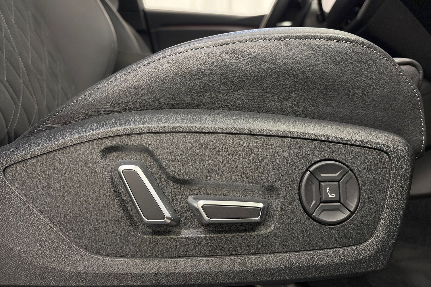 Audi SQ6 e-tron vaihtoauto