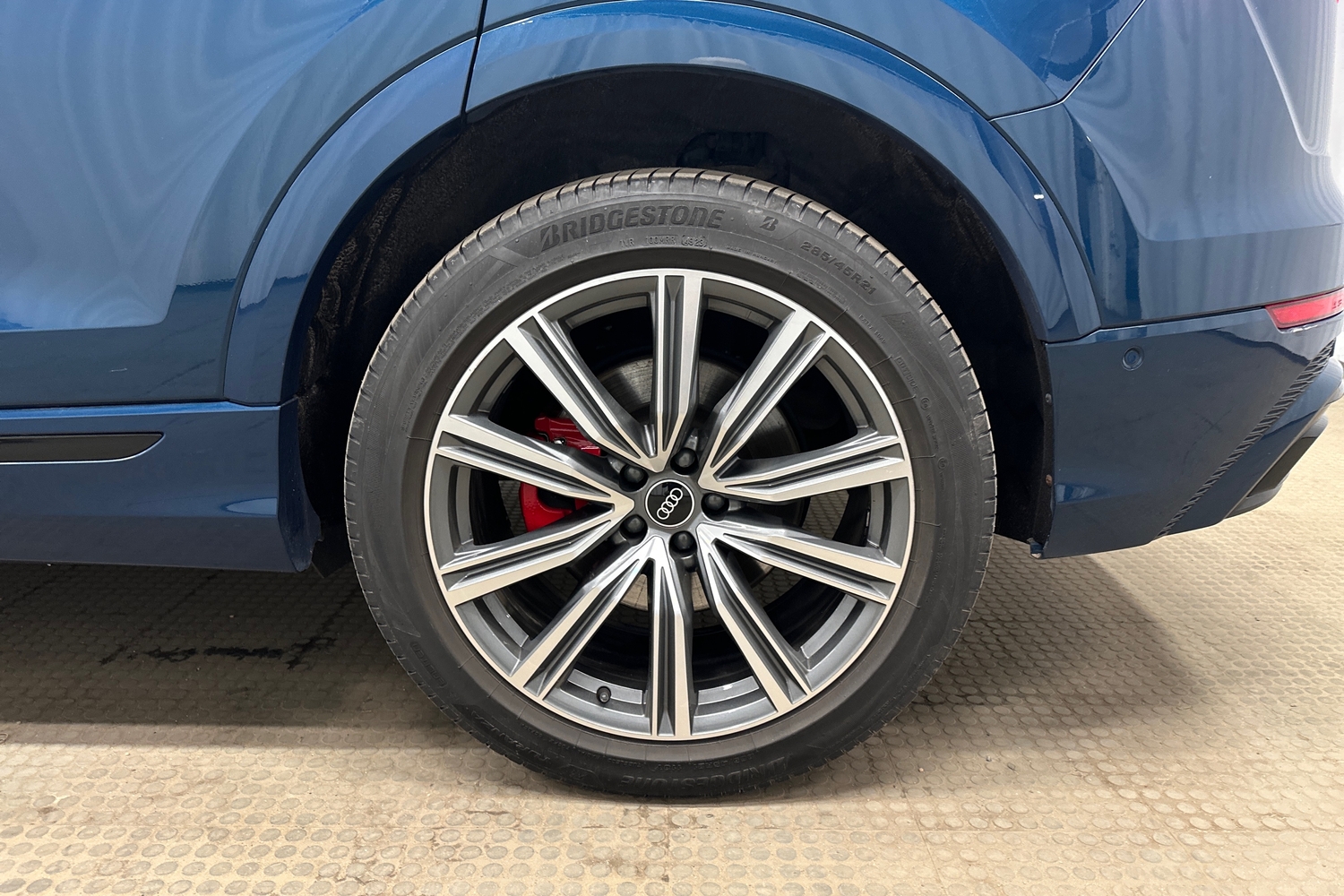 Audi Q8 vaihtoauto