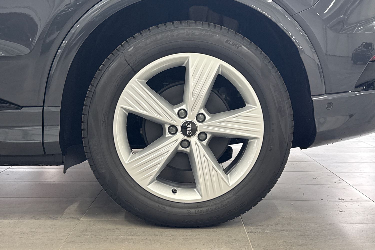 Audi Q4 e-tron vaihtoauto