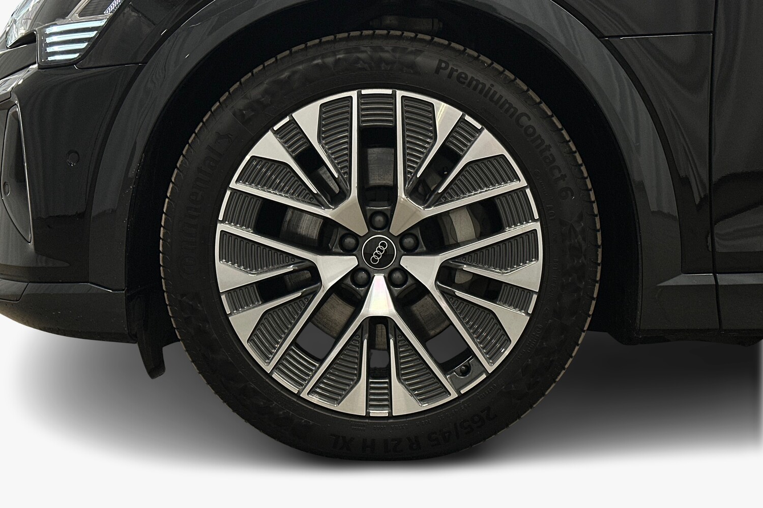 Audi Q8 e-tron vaihtoauto