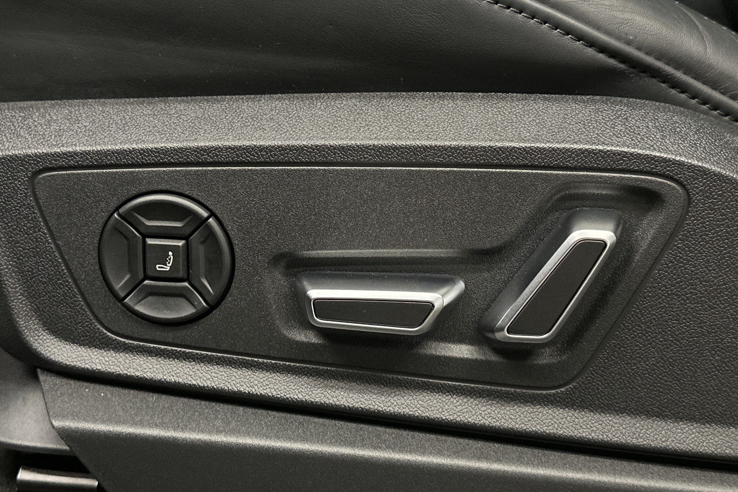 Audi Q8 e-tron vaihtoauto