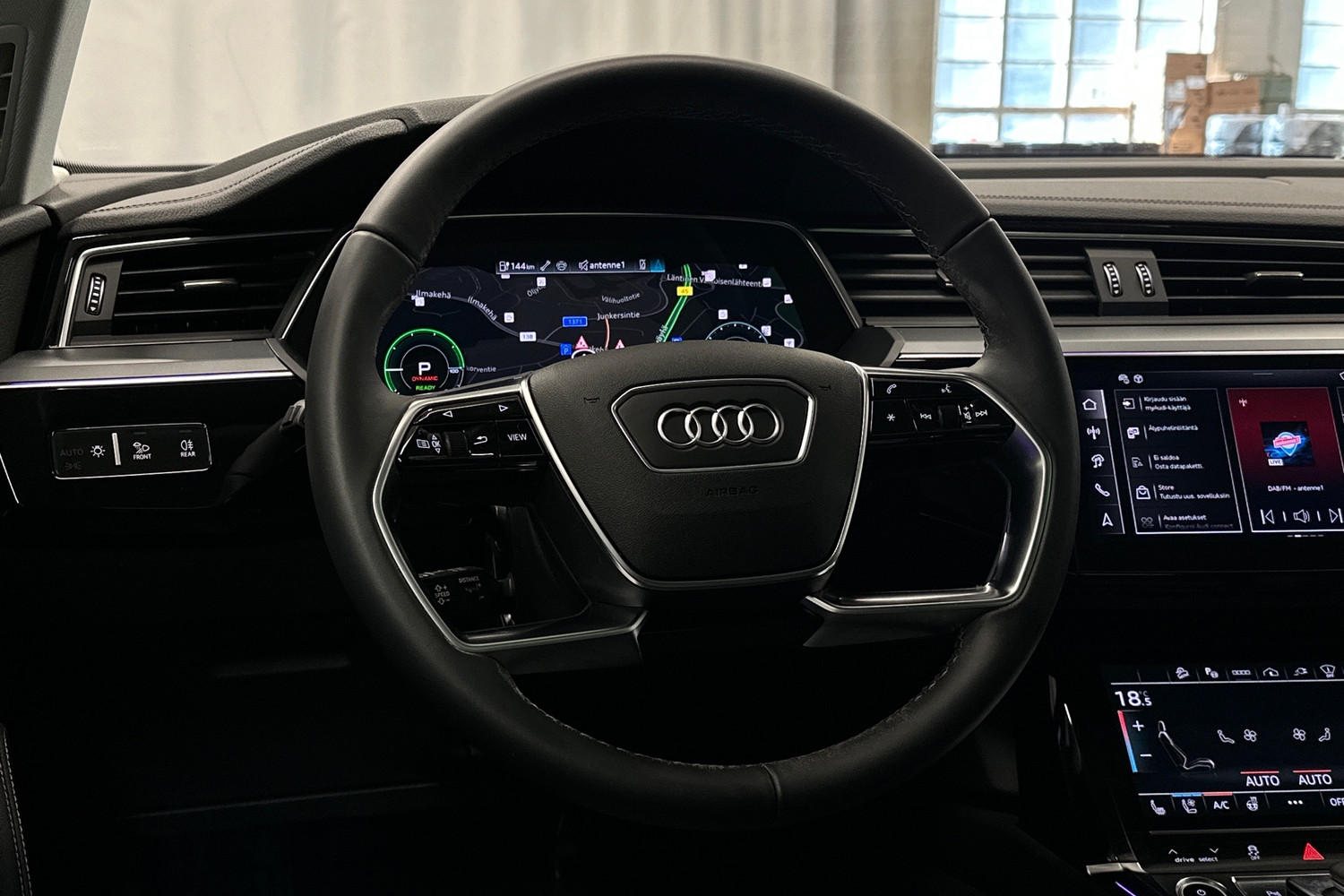 Audi Q8 e-tron vaihtoauto