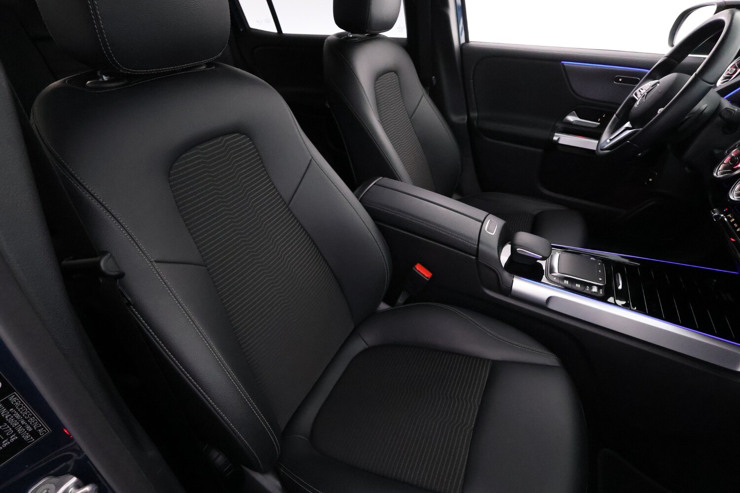 Mercedes-Benz EQB vaihtoauto