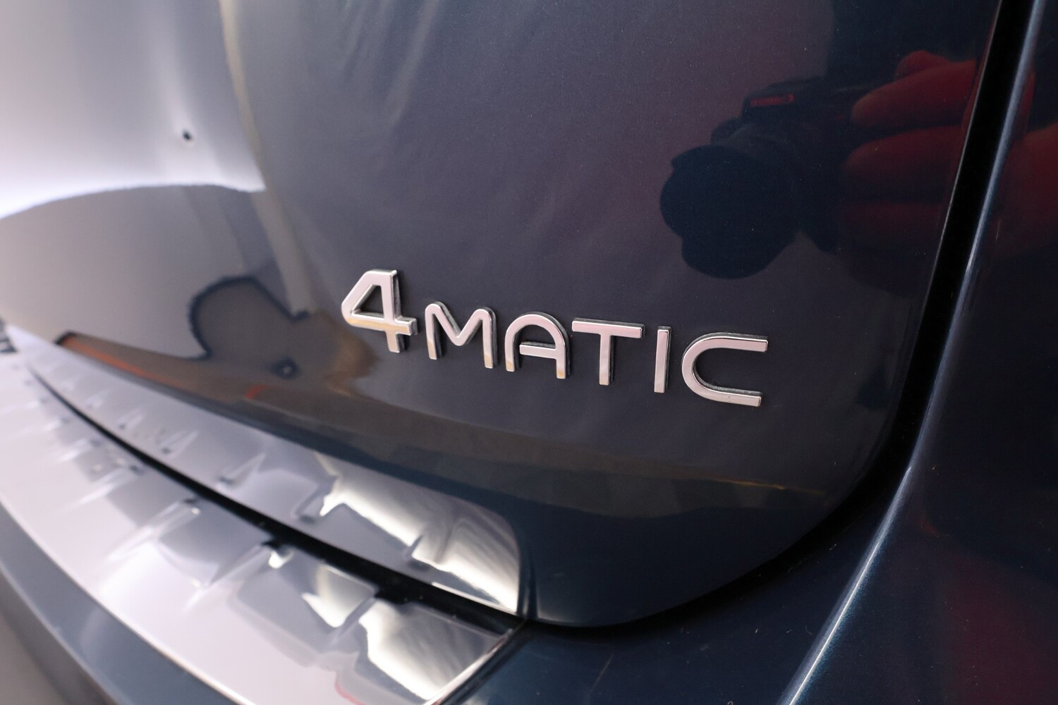 Mercedes-Benz EQB vaihtoauto