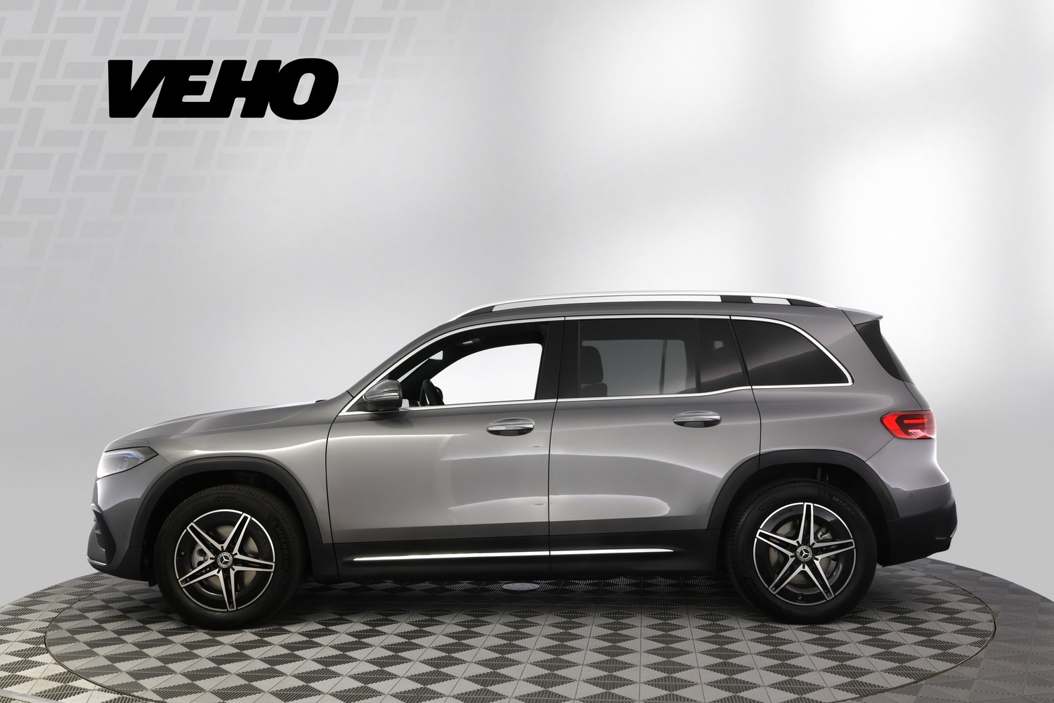 Mercedes-Benz EQB vaihtoauto