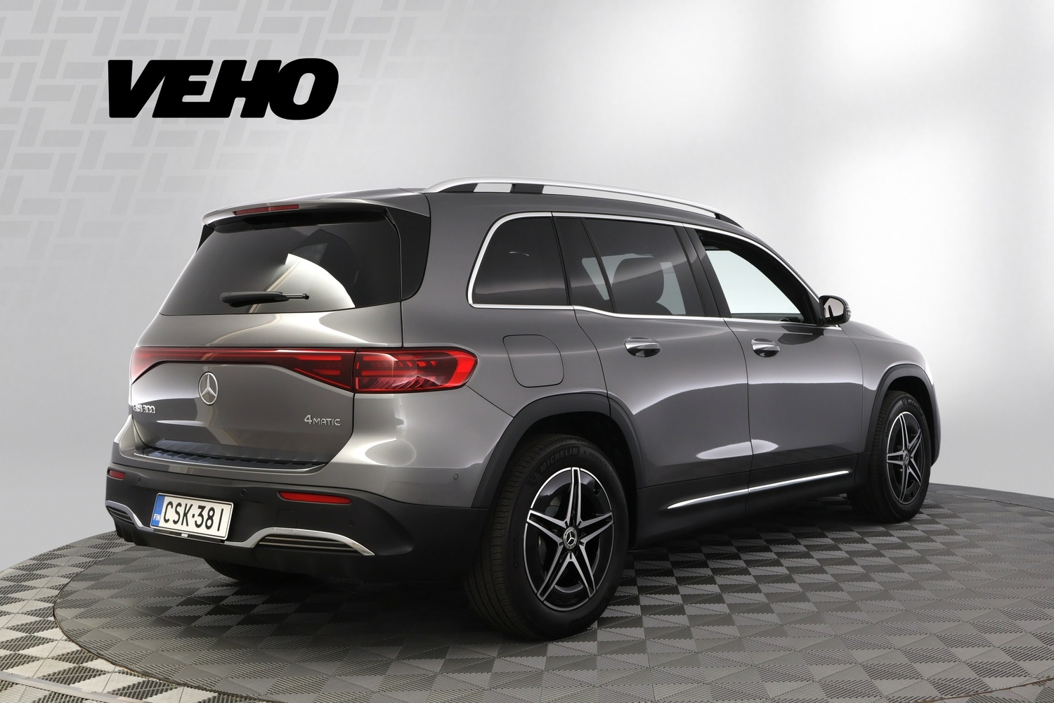 Mercedes-Benz EQB vaihtoauto