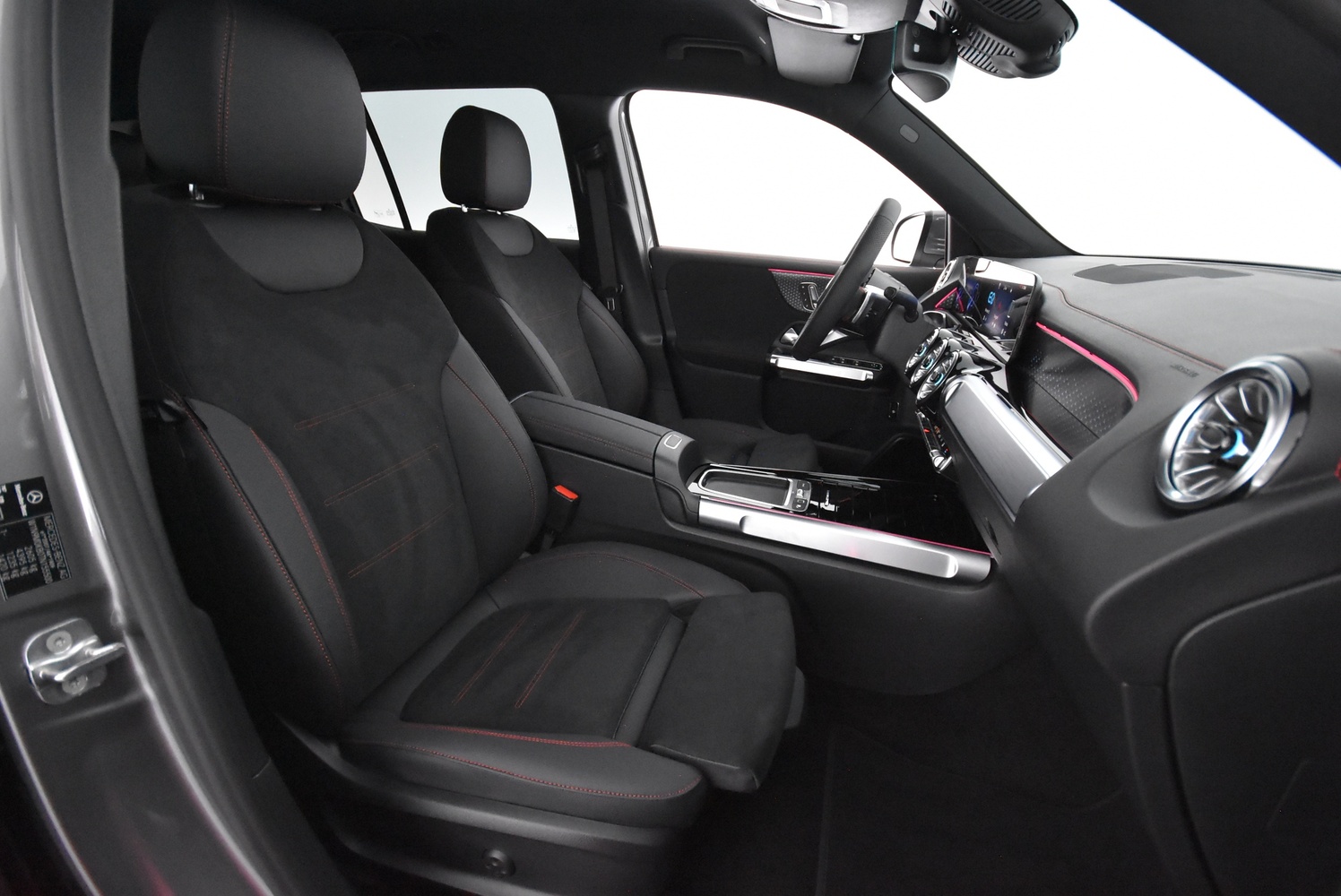 Mercedes-Benz EQB vaihtoauto
