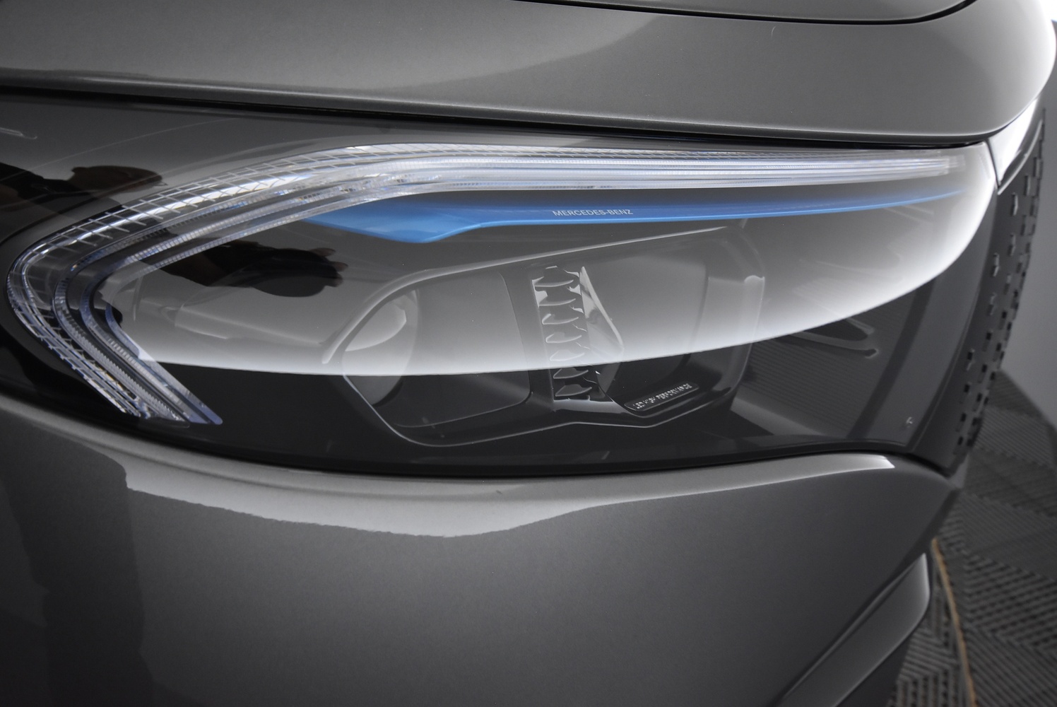 Mercedes-Benz EQB vaihtoauto