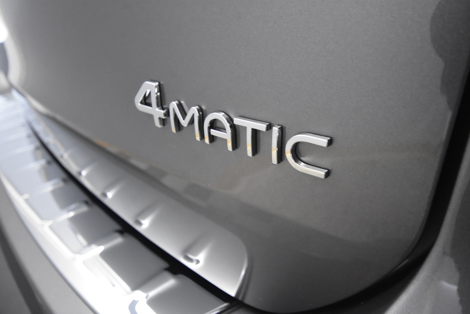 Mercedes-Benz EQB vaihtoauto