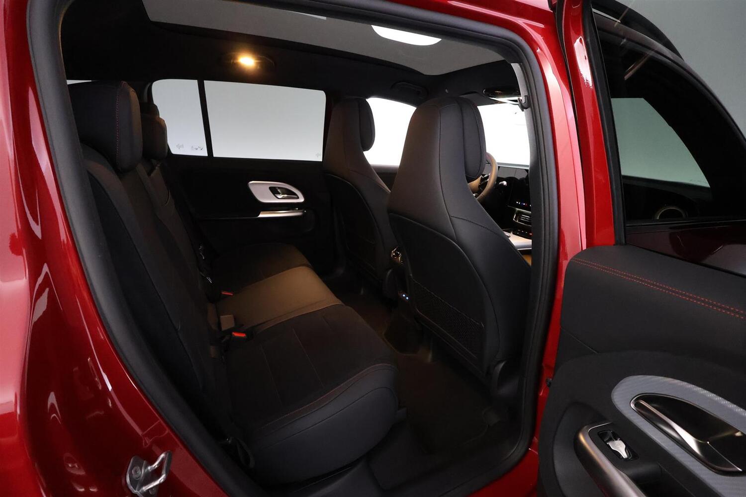 Mercedes-Benz GLB vaihtoauto