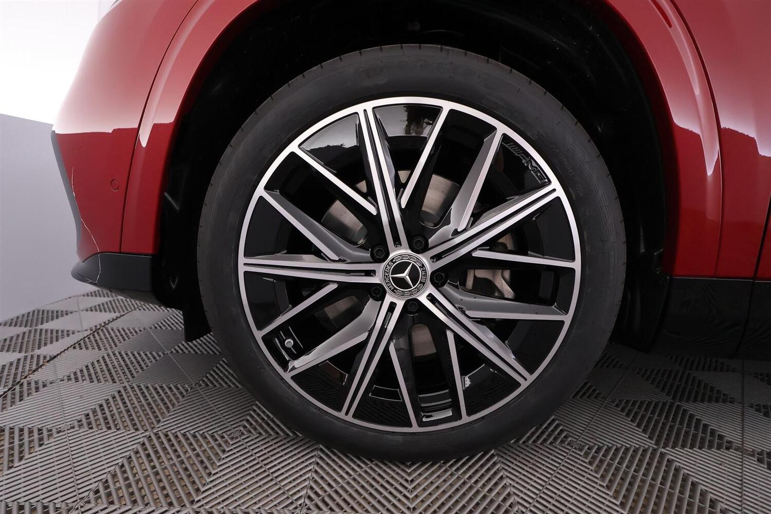 Mercedes-Benz GLB vaihtoauto