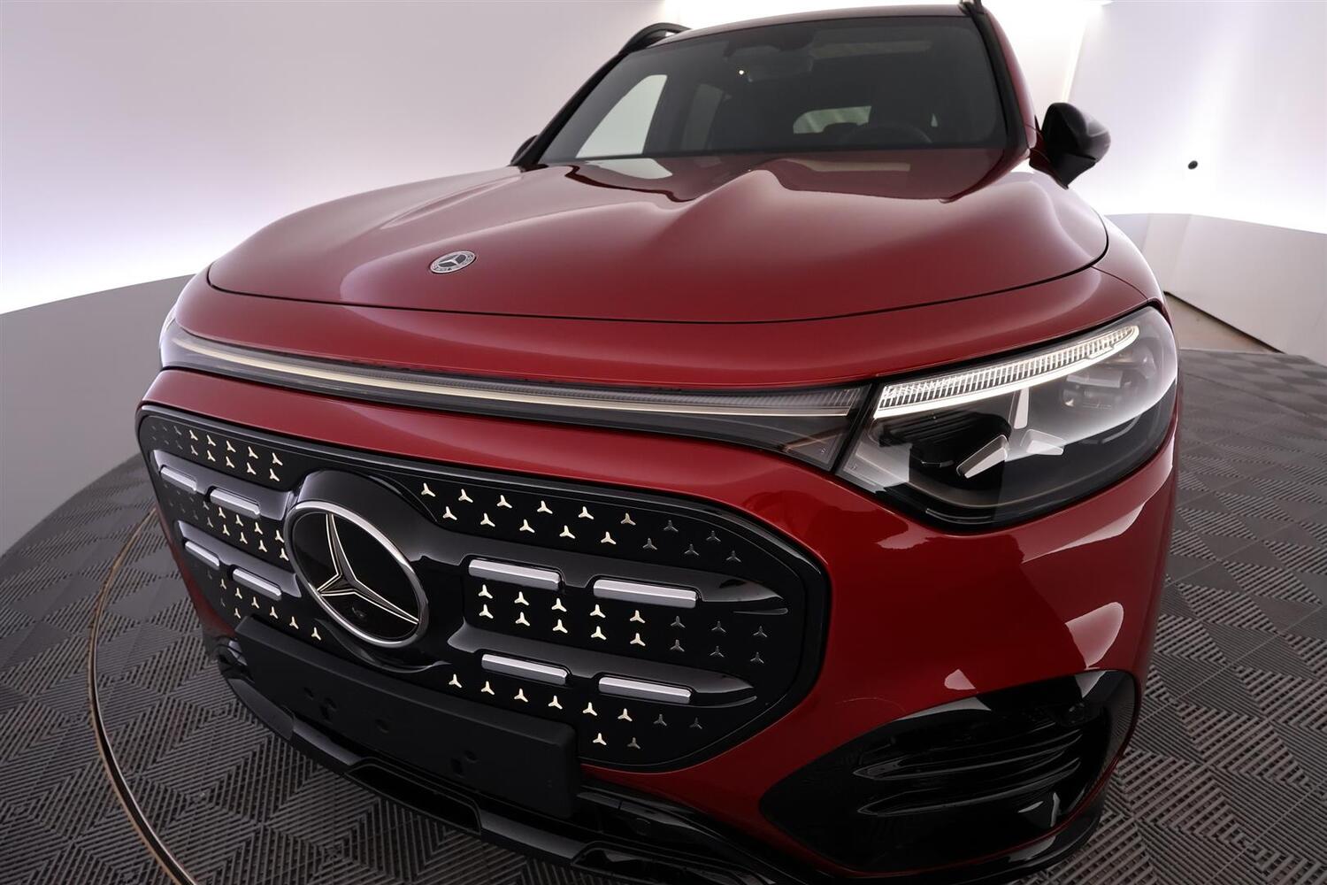 Mercedes-Benz GLB vaihtoauto