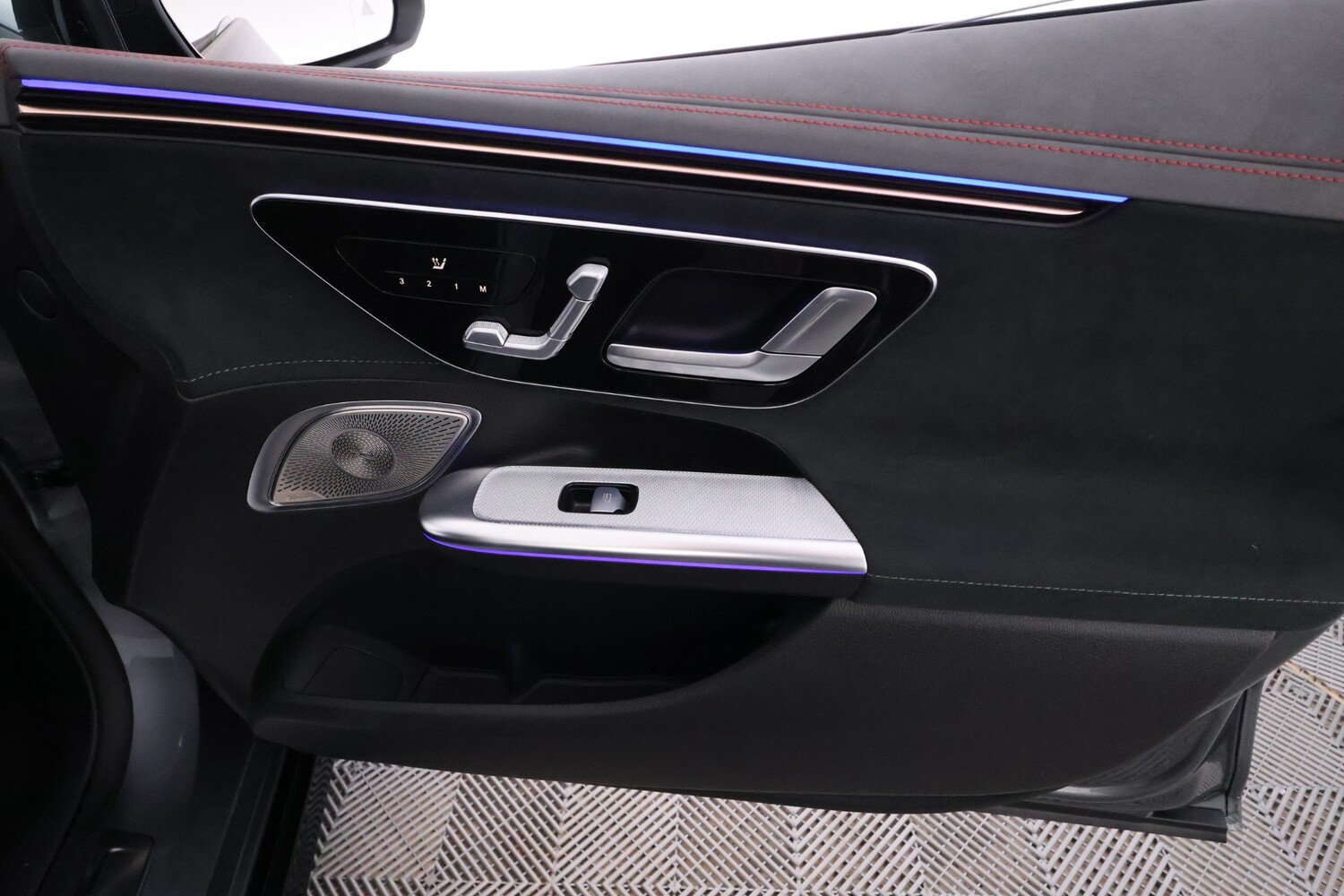 Mercedes-Benz EQE vaihtoauto