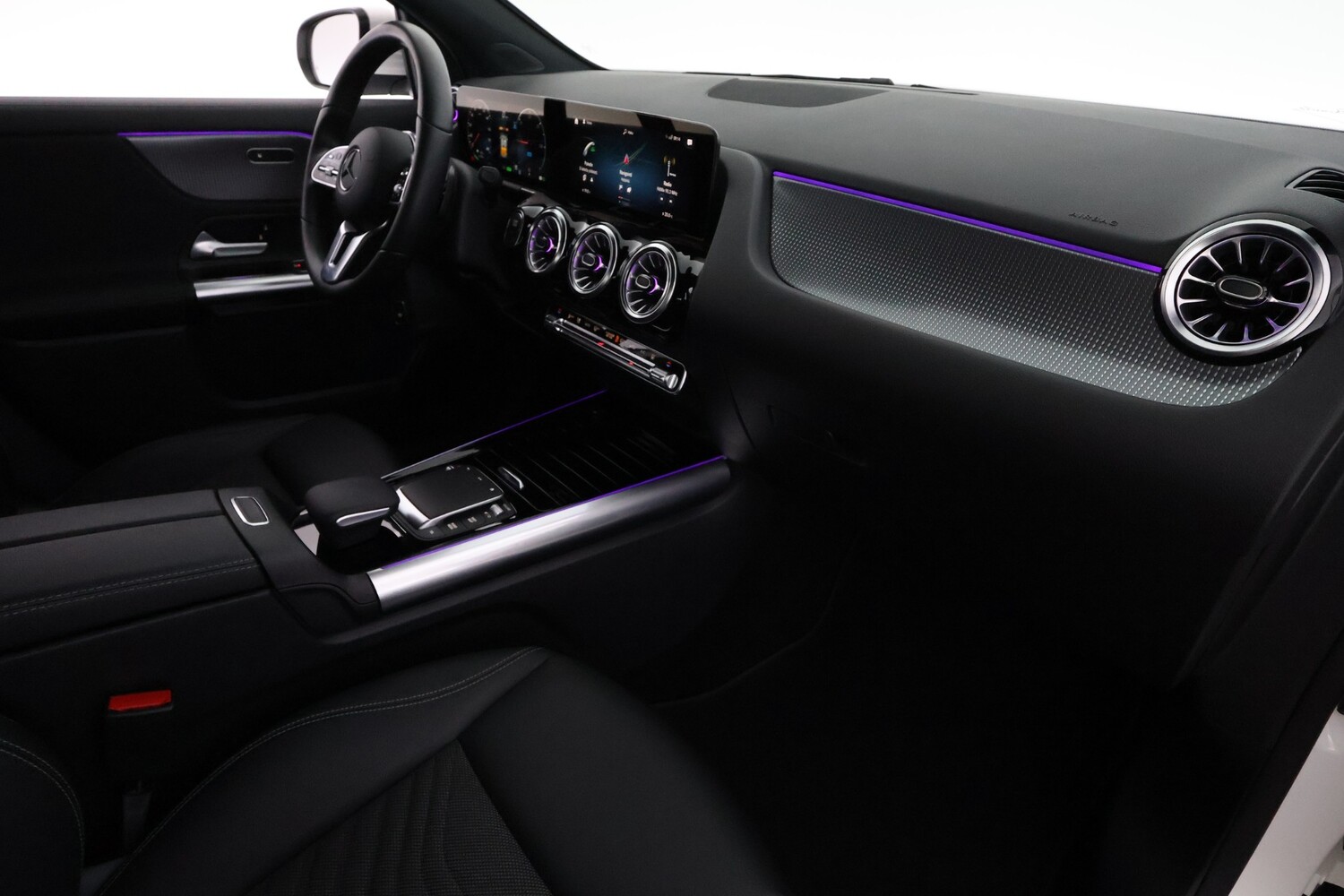 Mercedes-Benz EQA vaihtoauto