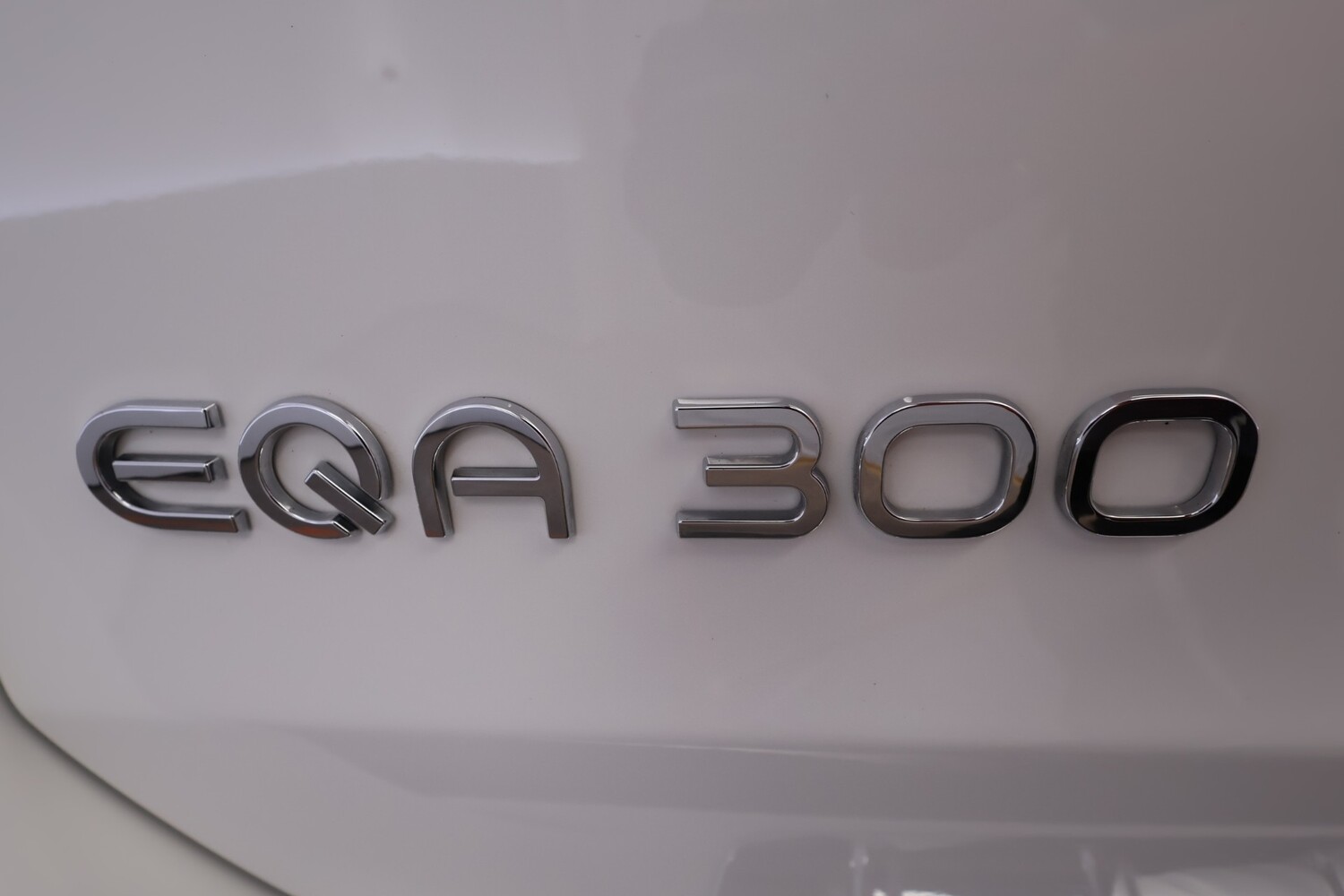 Mercedes-Benz EQA vaihtoauto