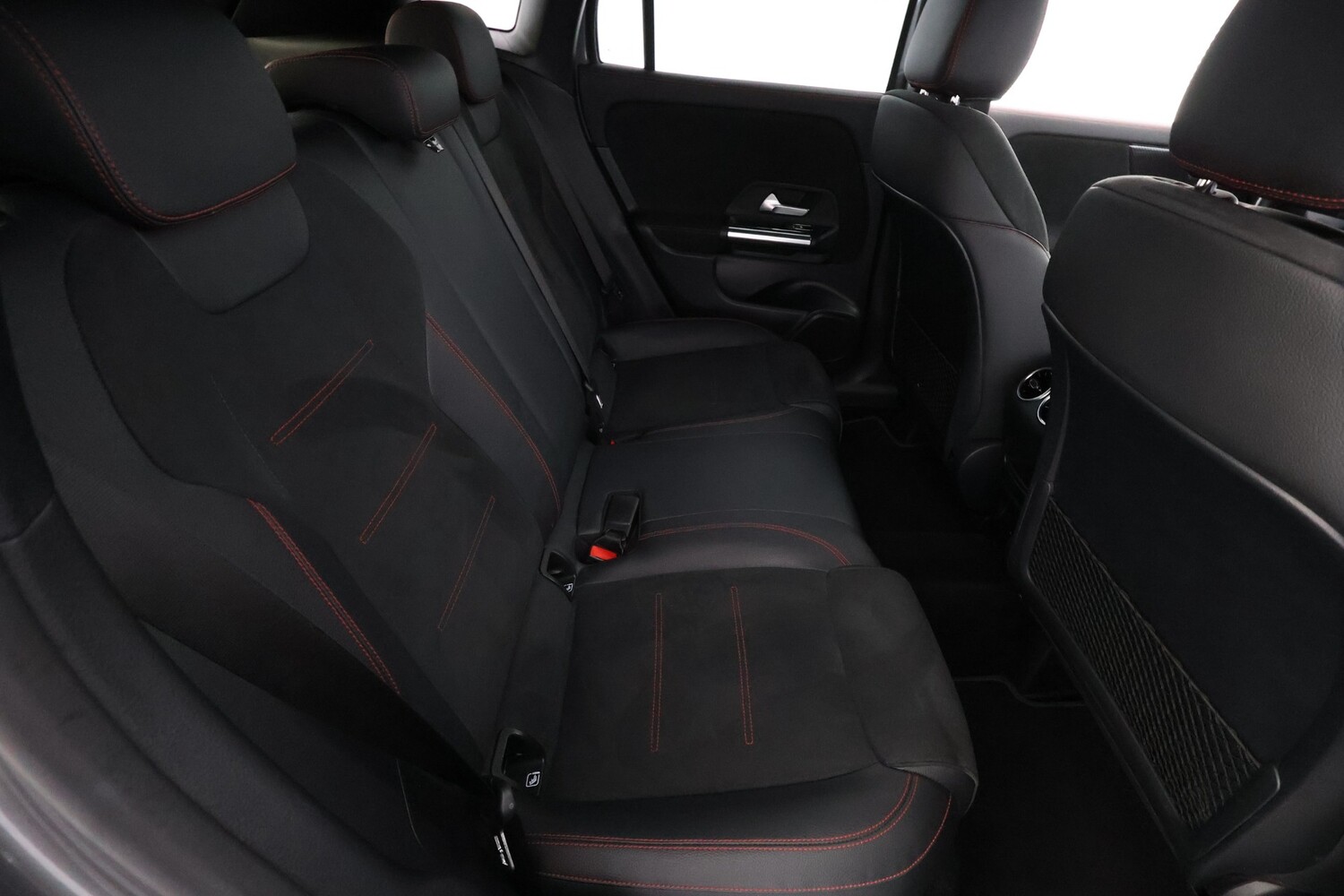 Mercedes-Benz GLA vaihtoauto