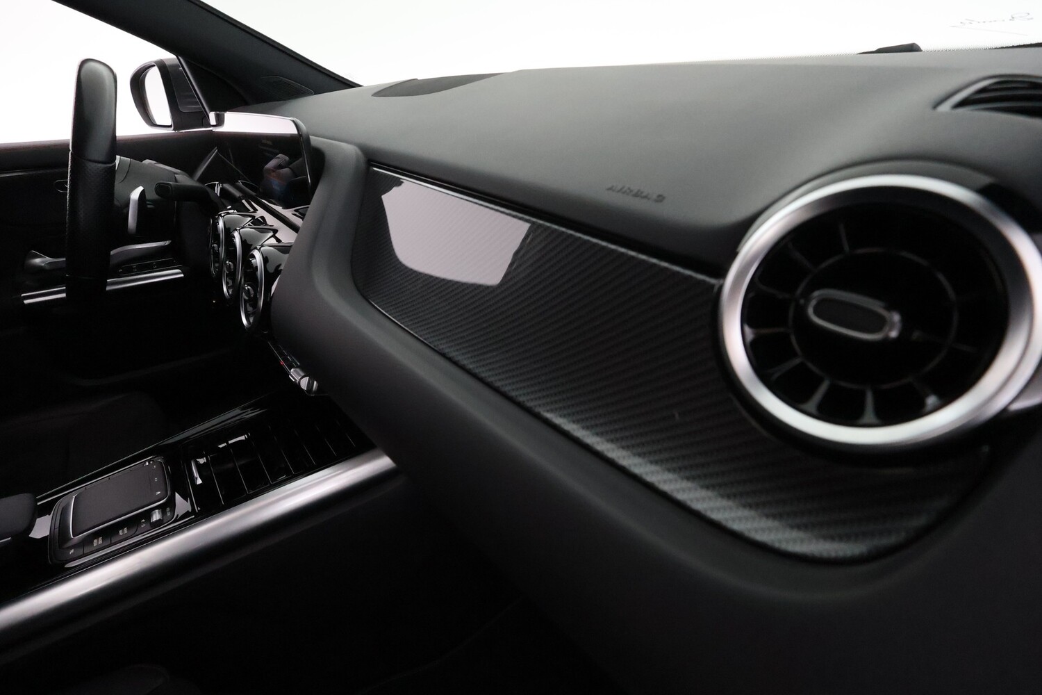 Mercedes-Benz GLA vaihtoauto