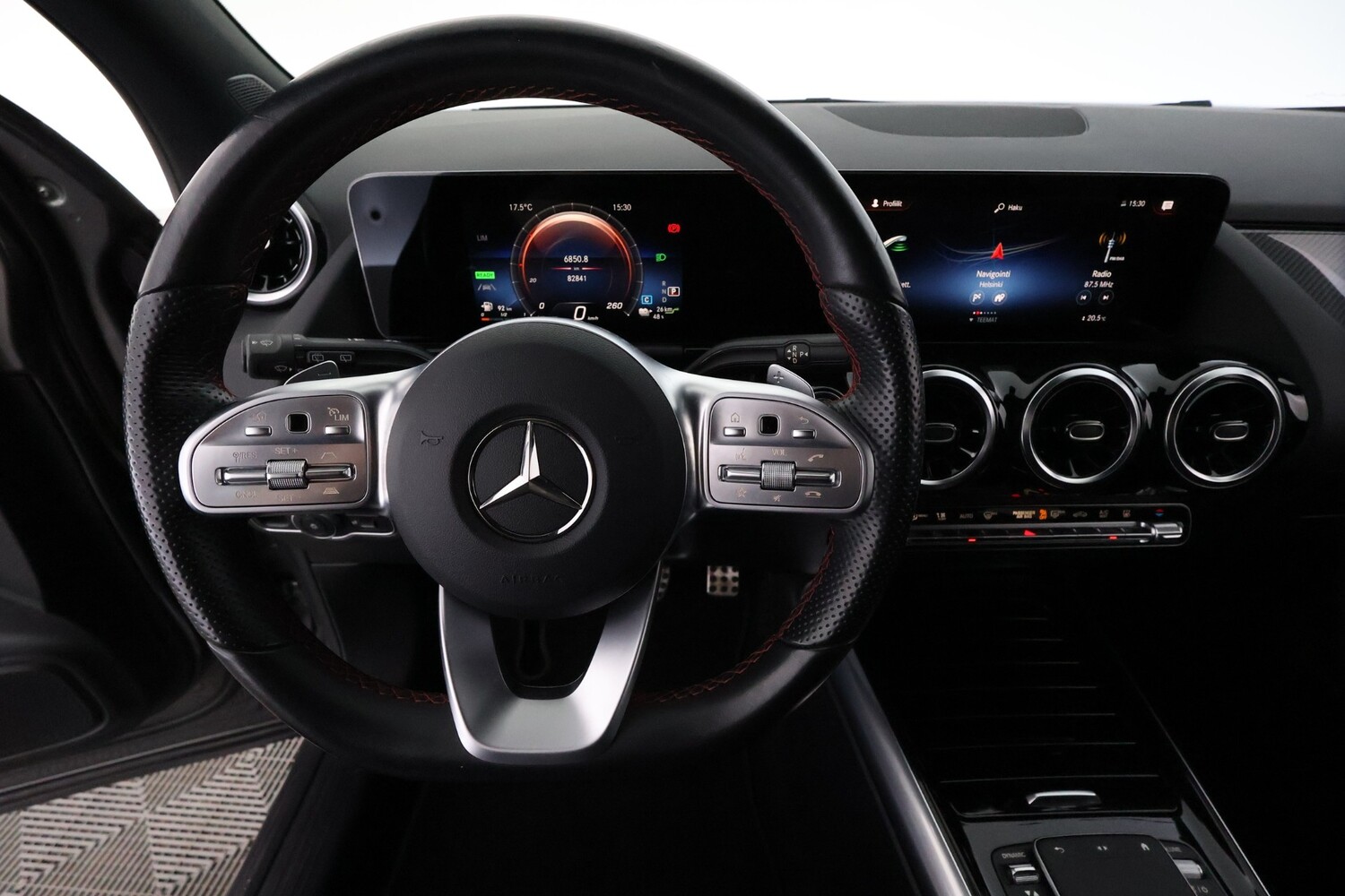 Mercedes-Benz GLA vaihtoauto