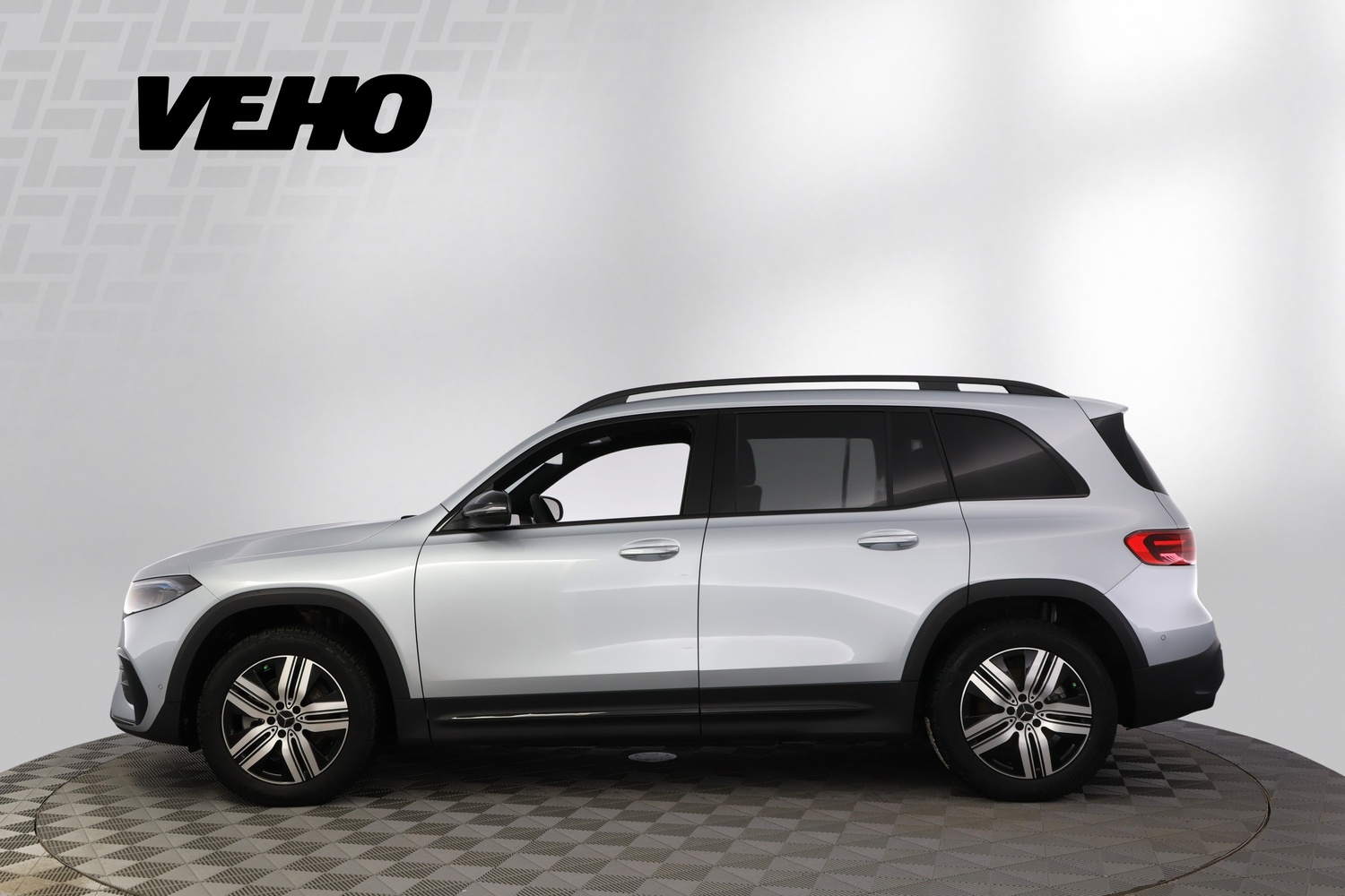 Mercedes-Benz EQB vaihtoauto