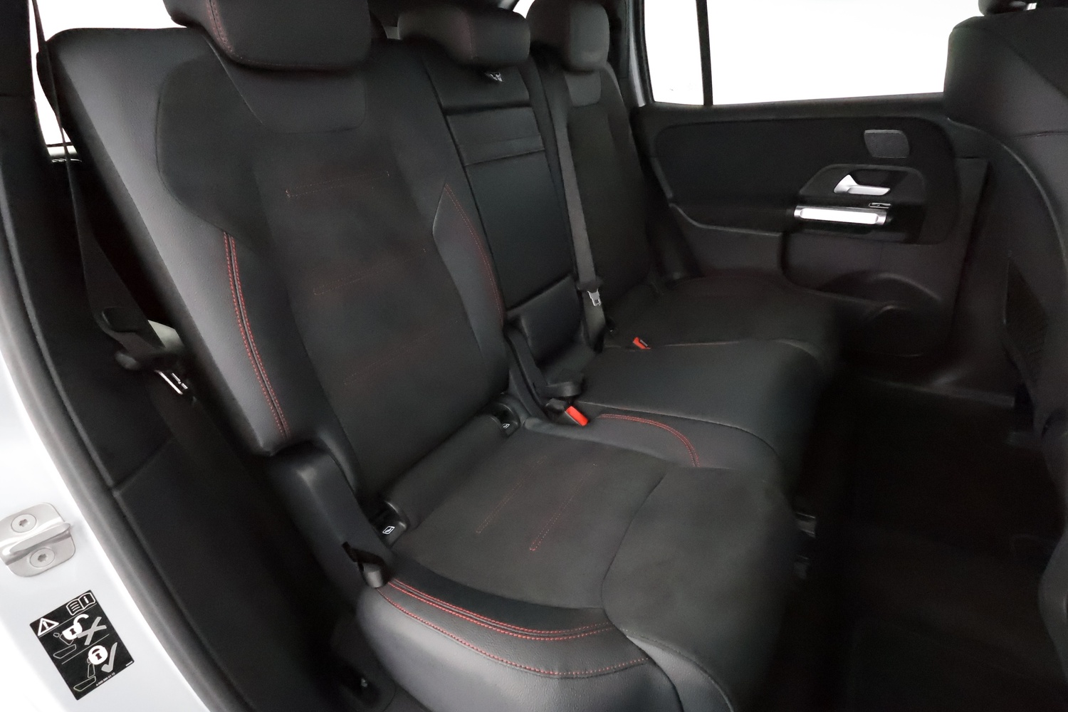 Mercedes-Benz EQB vaihtoauto