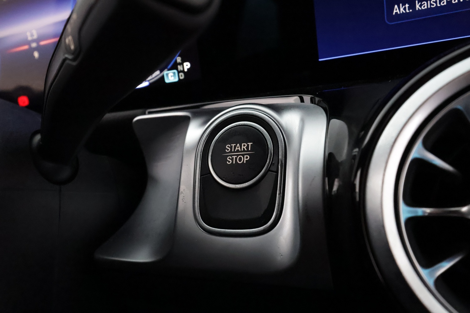 Mercedes-Benz EQB vaihtoauto