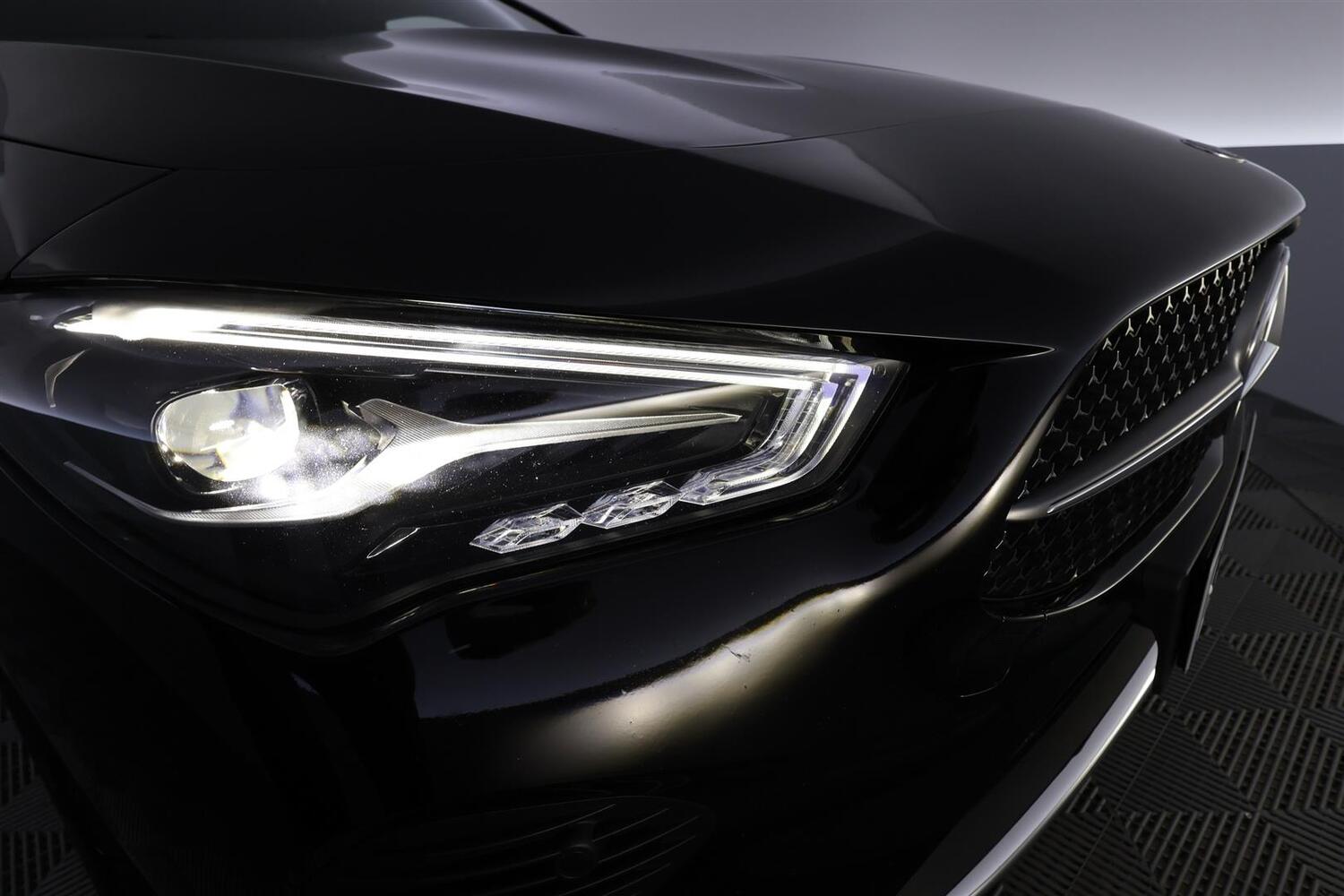 Mercedes-Benz CLA-sarja vaihtoauto