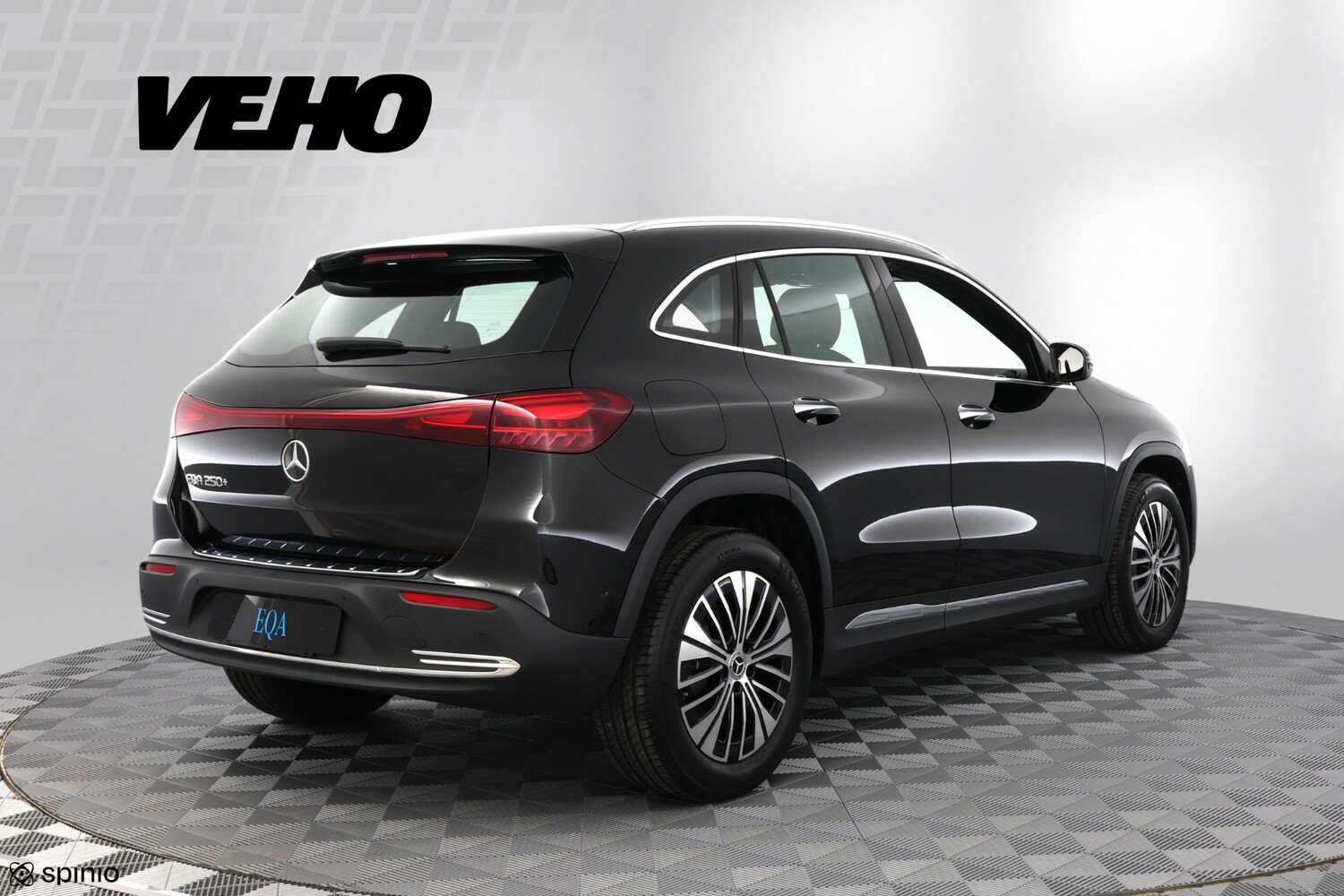 Mercedes-Benz EQA vaihtoauto